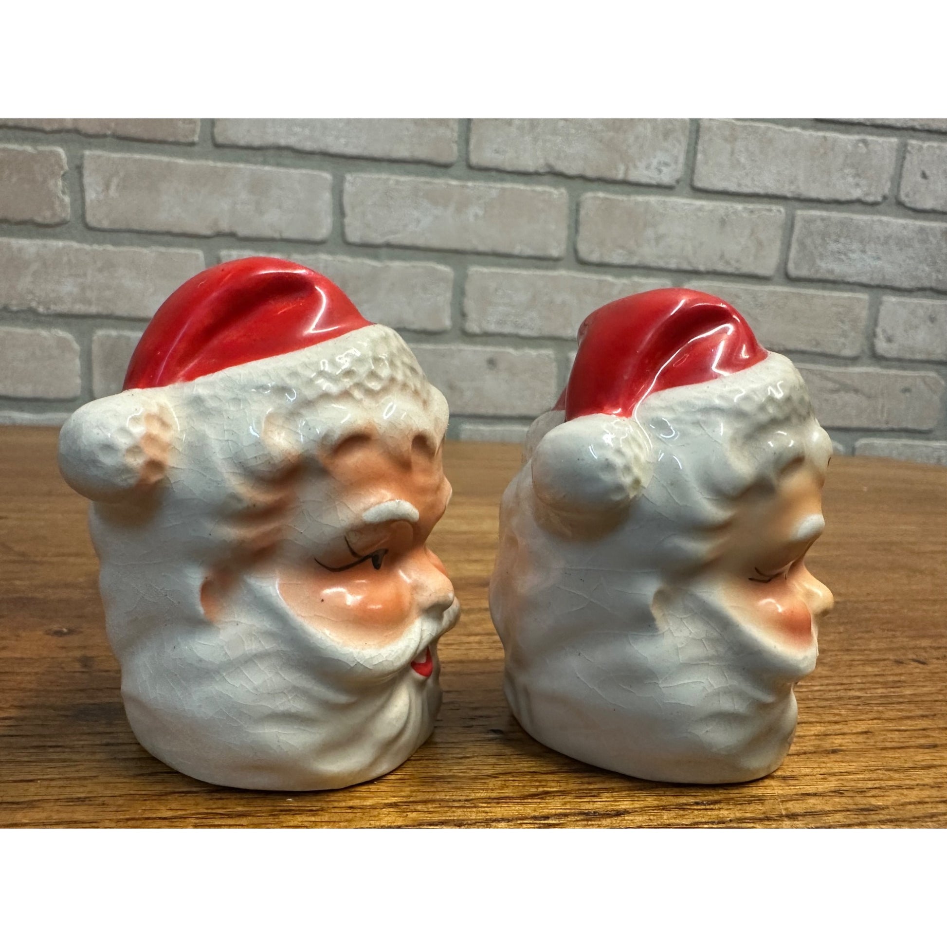 Vintage 1960s MCM Santa Christmas Salt Pepper Shakers Kitschy Brinn's Japan