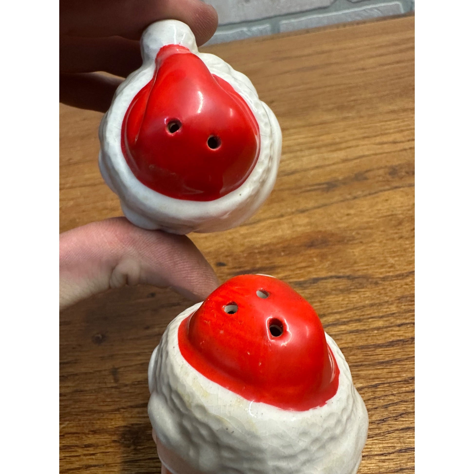 Vintage 1960s MCM Santa Christmas Salt Pepper Shakers Kitschy Brinn's Japan