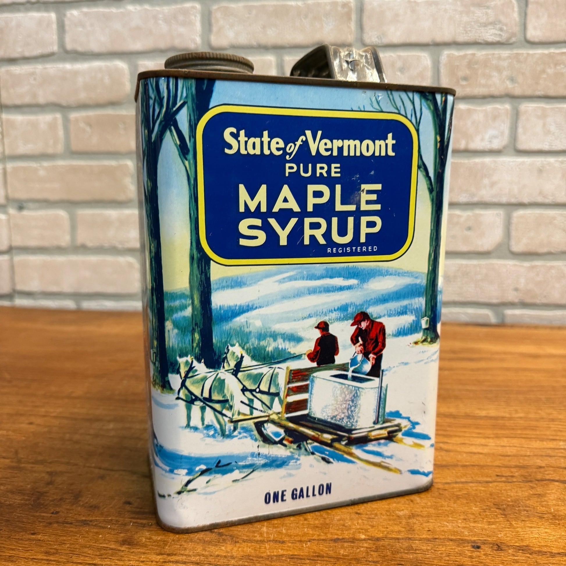 Vintage State of Vermont County Maple Syrup Tin Advertising Can