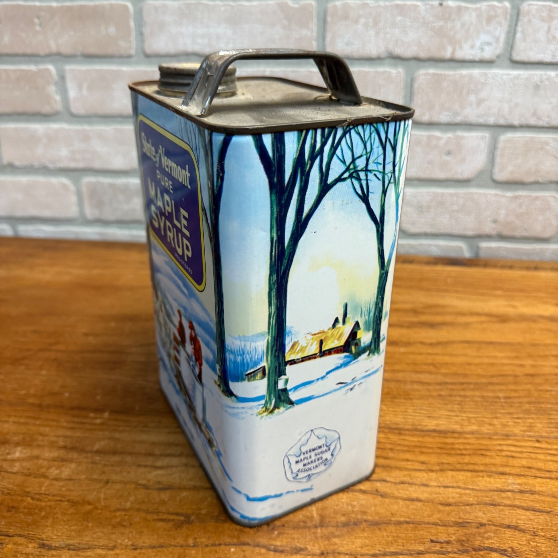 Vintage State of Vermont County Maple Syrup Tin Advertising Can