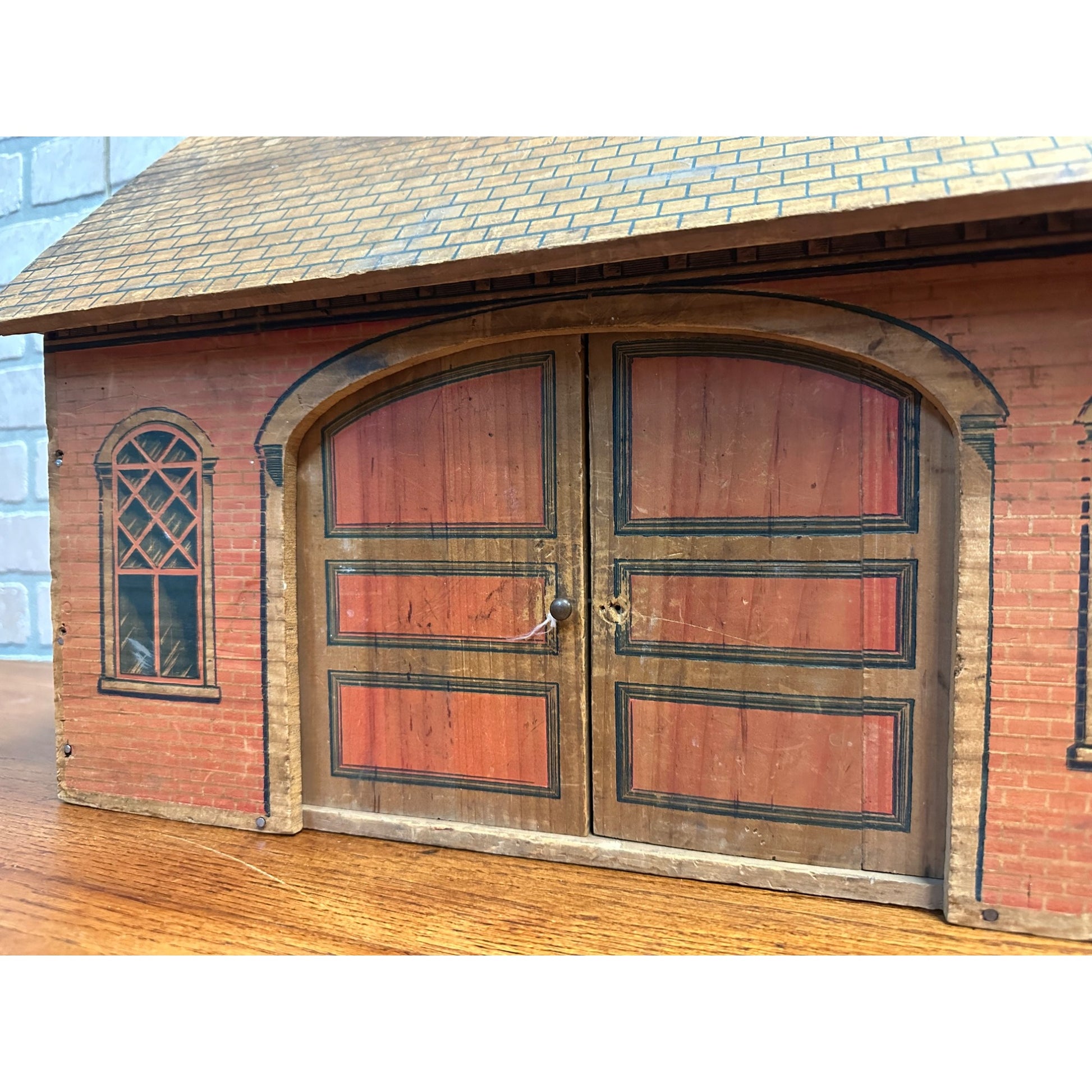 Antique 1880s Converse Litho Wood Barn & Farm Animals Child's Toy Playset