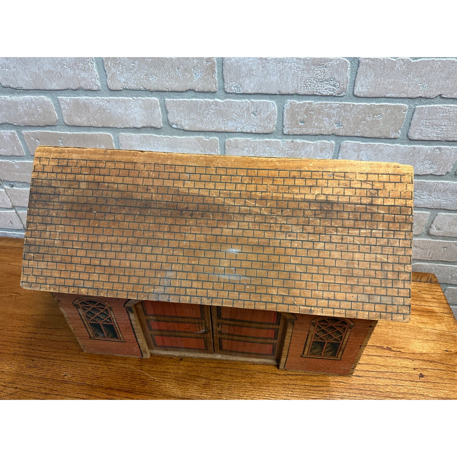 Antique 1880s Converse Litho Wood Barn & Farm Animals Child's Toy Playset