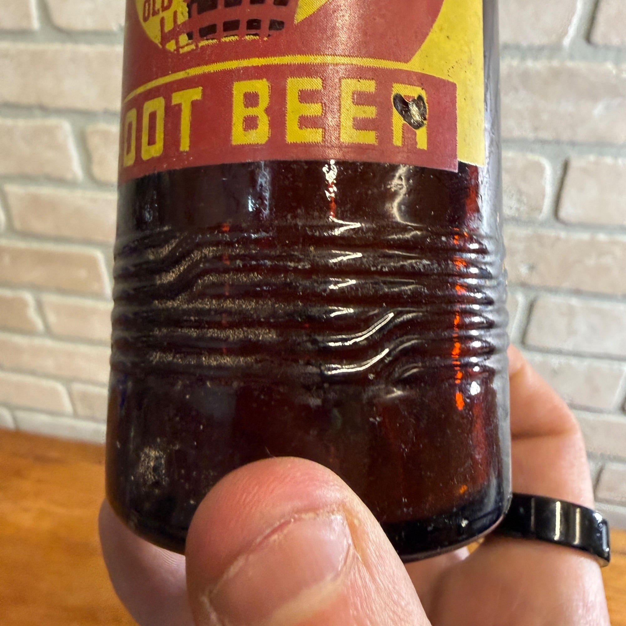 1950s Masons Root beer ACL Brown Amber Soda Pop Bottle Chicago