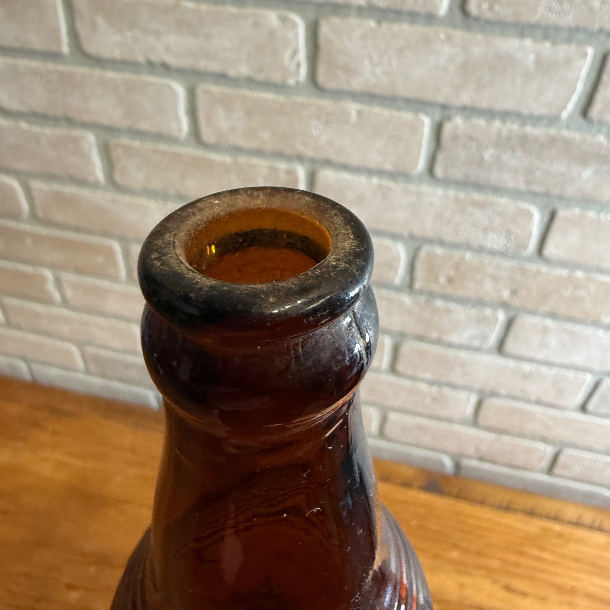 1950s Masons Root beer ACL Brown Amber Soda Pop Bottle Chicago