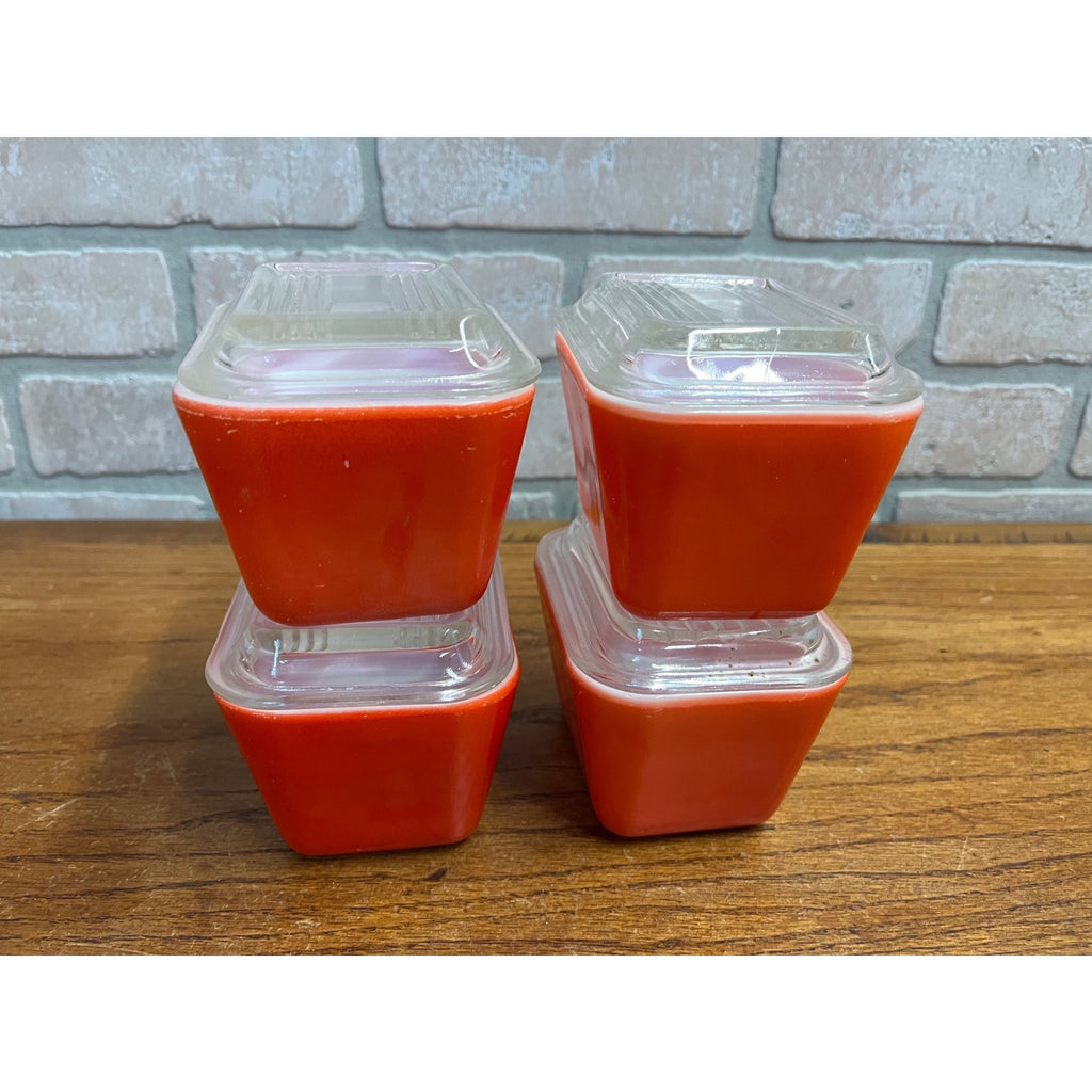 Red Pyrex Refrigerator Dishes W/Lids 501 Set of 4 Vtg Kitchen Storage Container