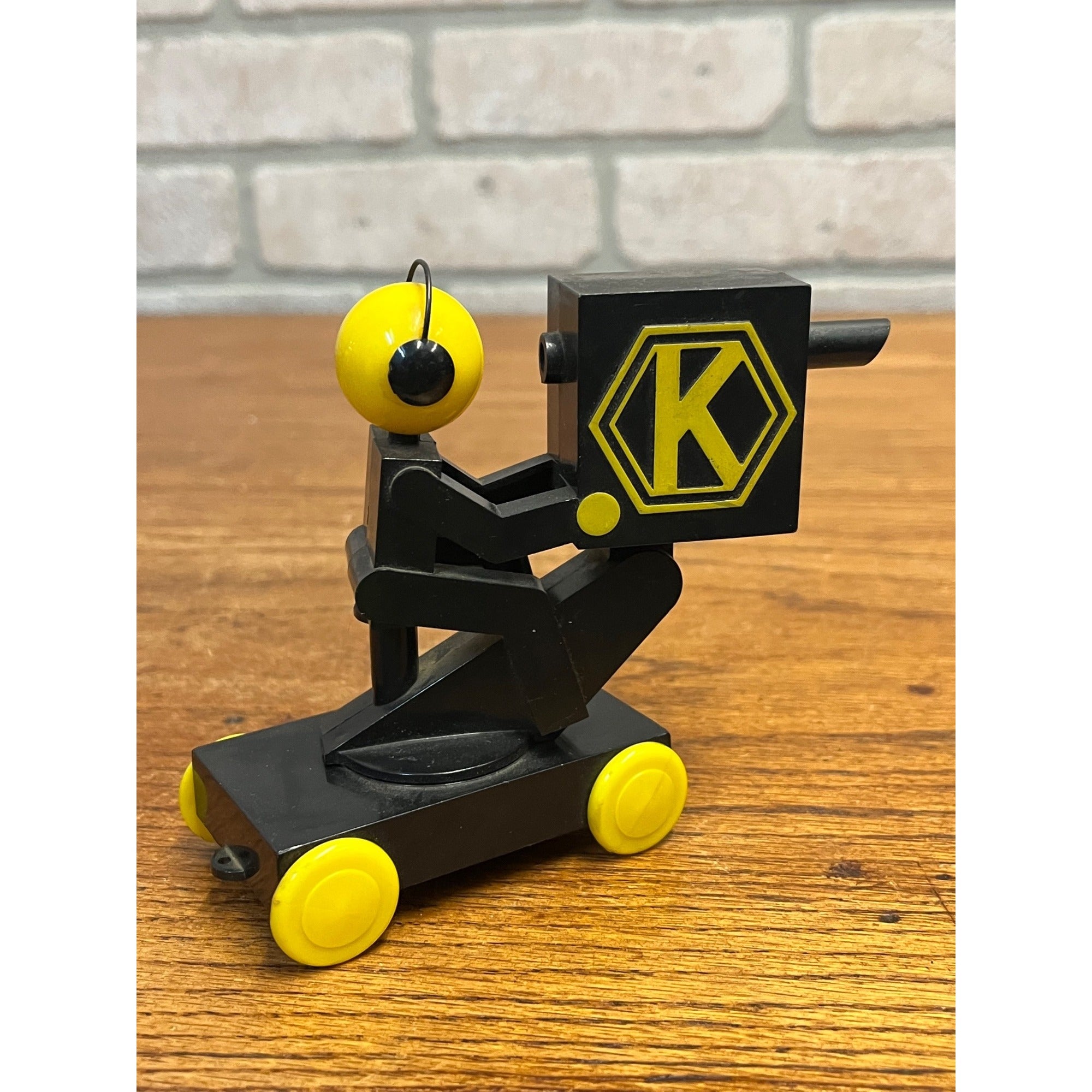 Vintage 1950s Kraft Television Cameraman Toy Premium Plastic Advertising Promo