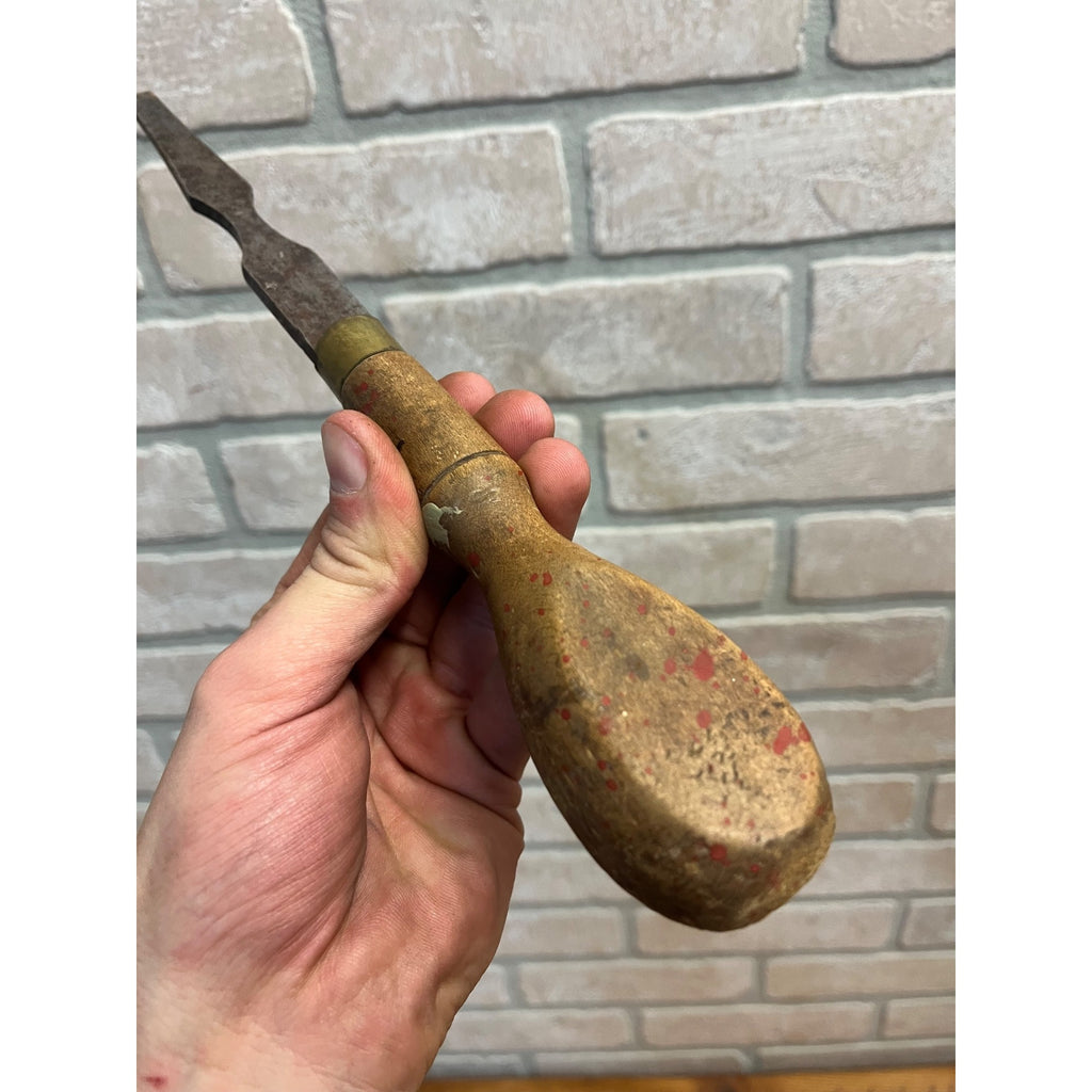 Antique Early Knapp & Cowles Cabinetmaker's Wood Screwdriver Brass Collar 11.5"