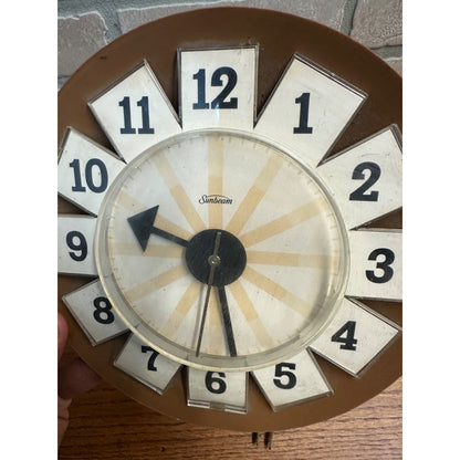 Vintage Retro Mid Century Sunbeam 7" Electric Plastic Kitchen Wall Clock Brown