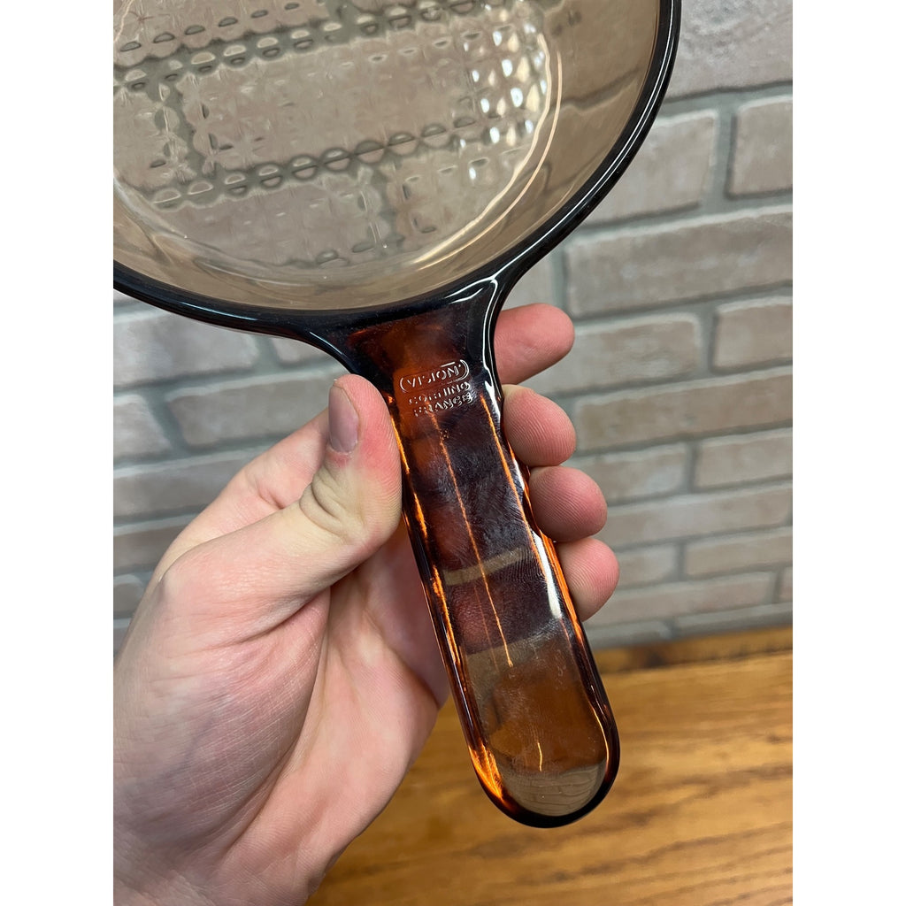 Corning Ware Vision 7 Inch Waffle Bottom Frying Pan Skillet Amber Glass FRANCE