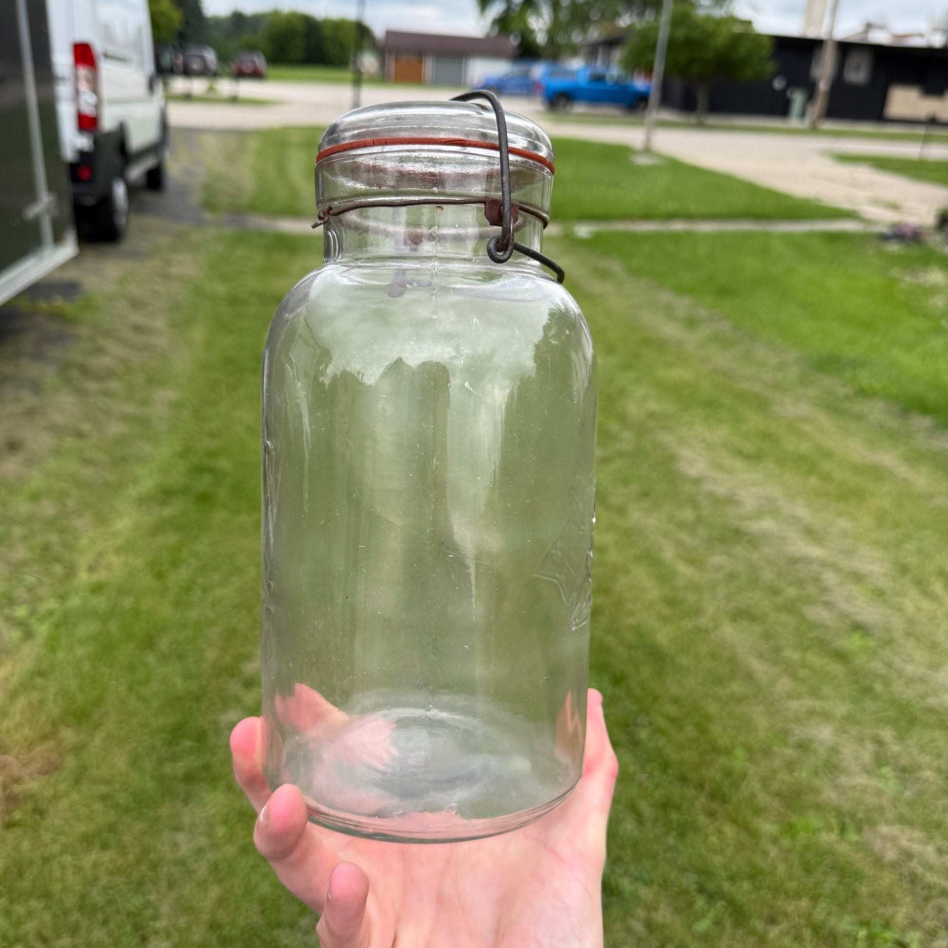 Antique Security Seal FG Co. Half Gallon Fruit Jar Bail & Lid Closure