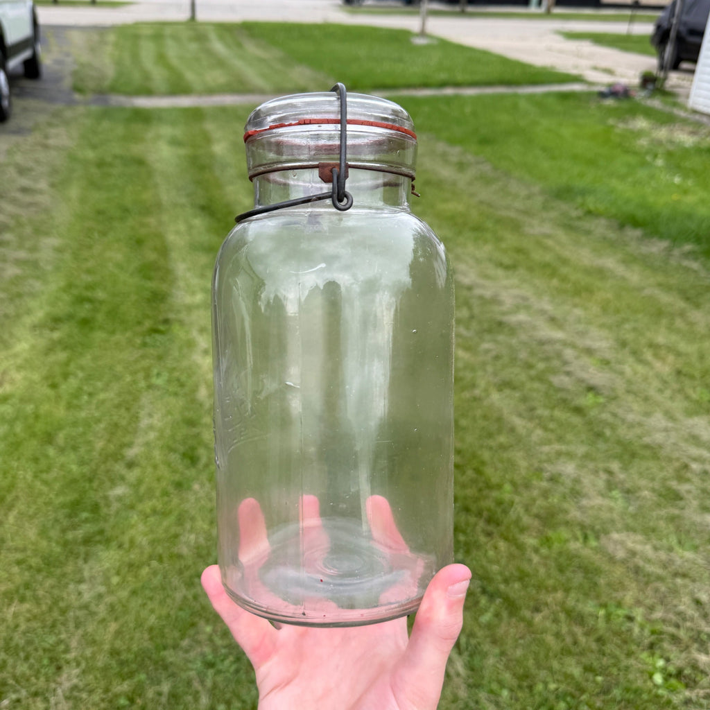Antique Security Seal FG Co. Half Gallon Fruit Jar Bail & Lid Closure