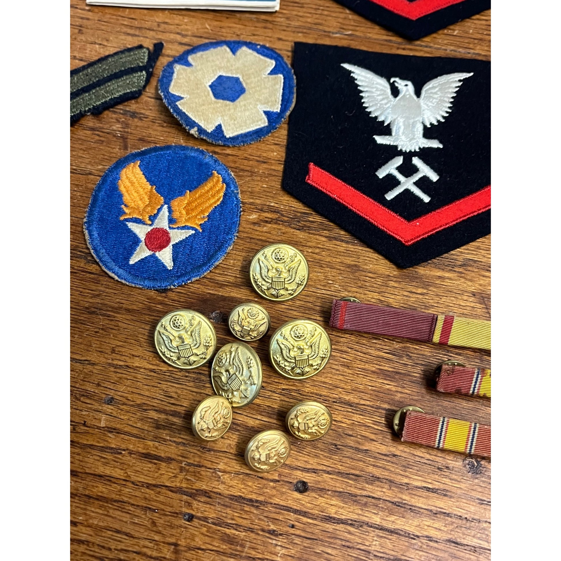 Vintage US Navy Veteran Estate Lot Medals, Patches, Pins ++ WWII 1950s