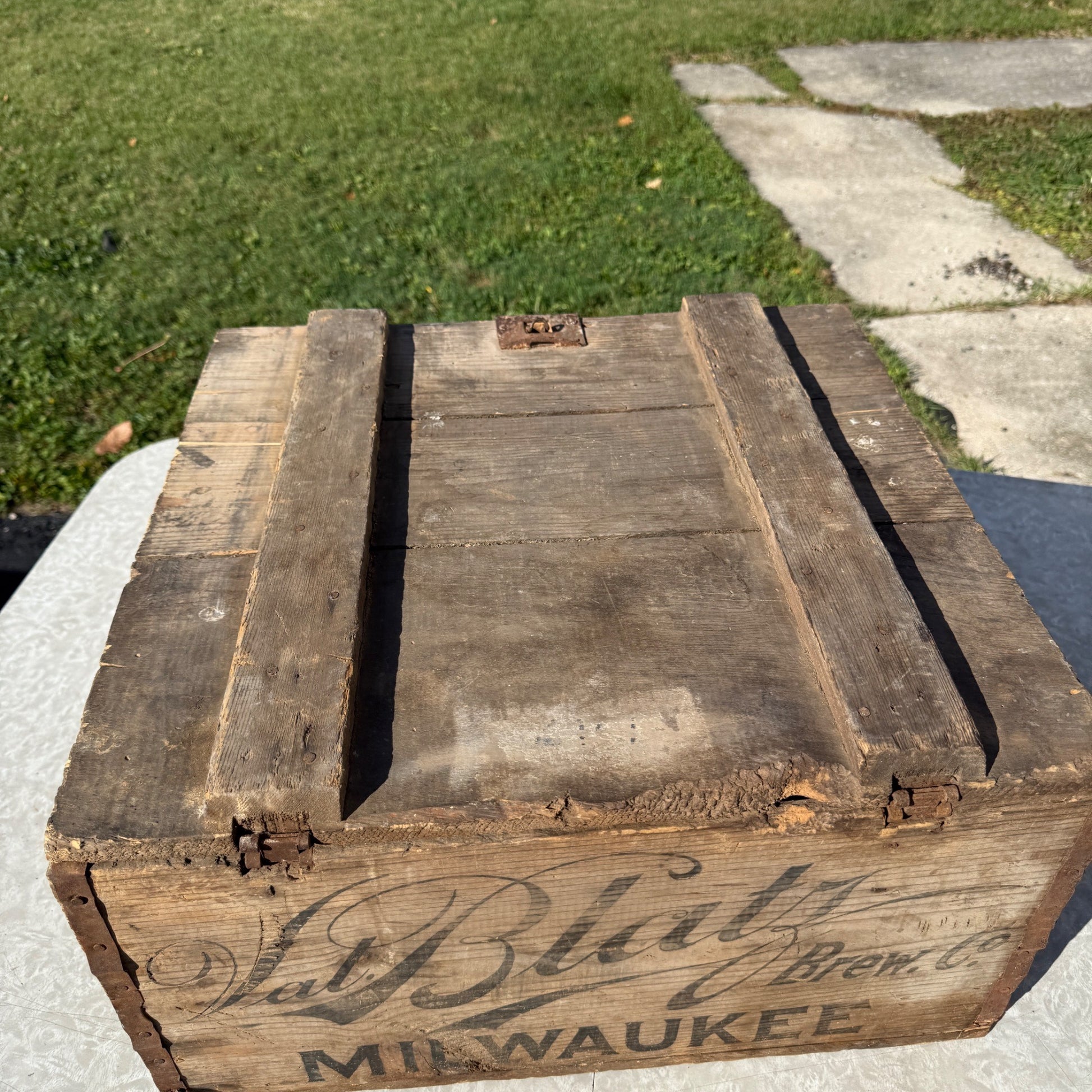 Pre-Prohibition Val Blatz Beer Brewery Wis Crate 3 Dozen Oversized Milwaukee