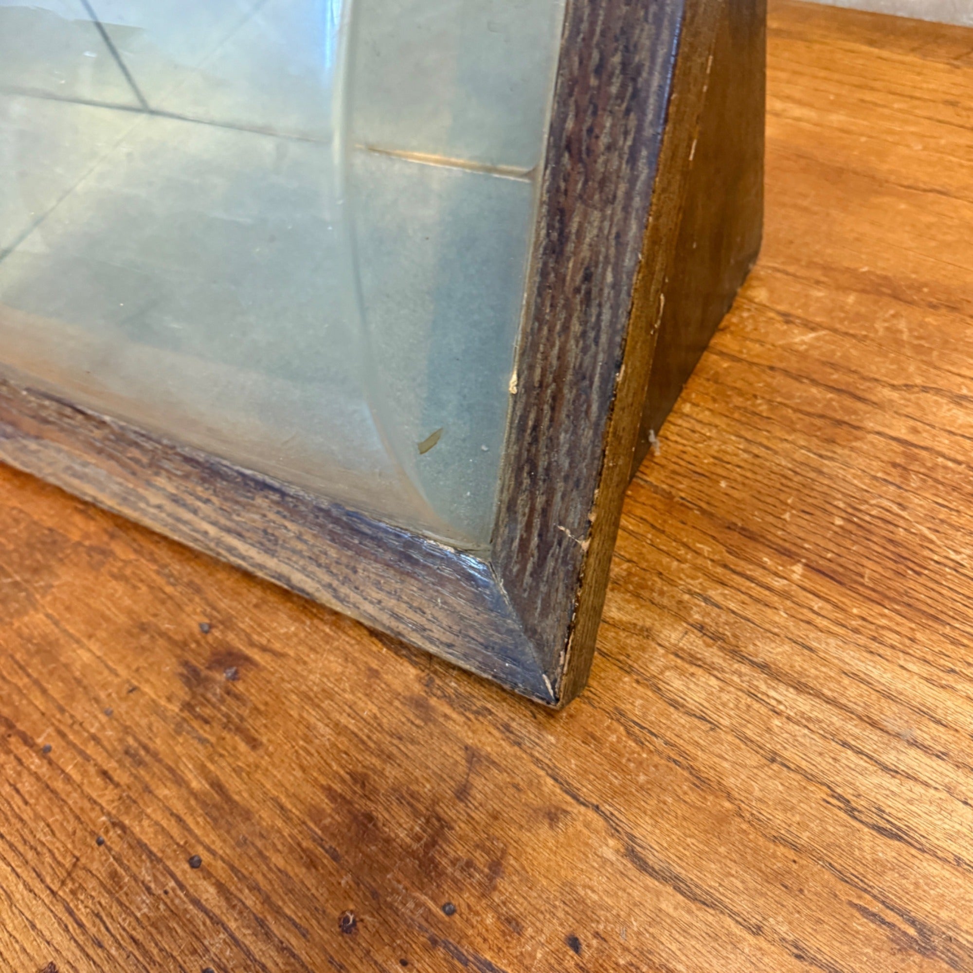 Ronson Cigarette Lighter Display Case Store Display As-Is