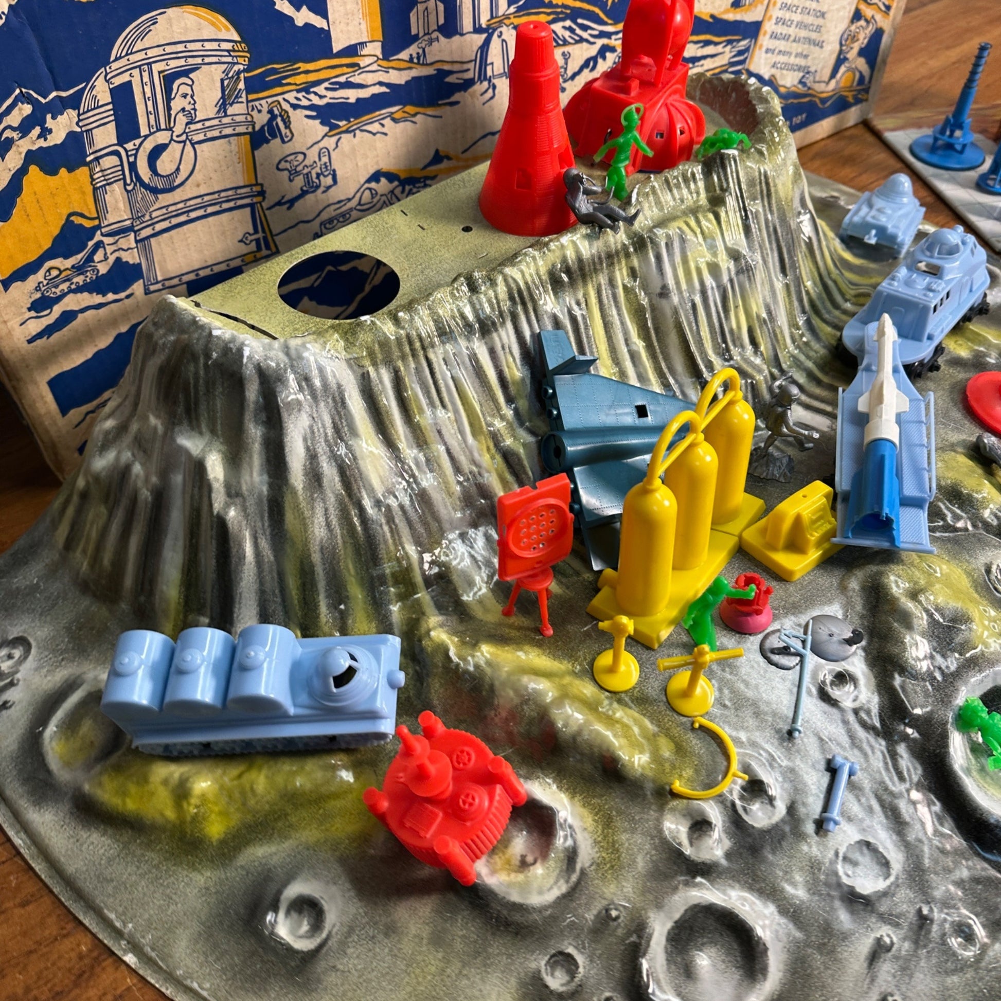 RARE 1960s Marx Moon Base Playset w/ Original Box Sci-Fi Space Toy