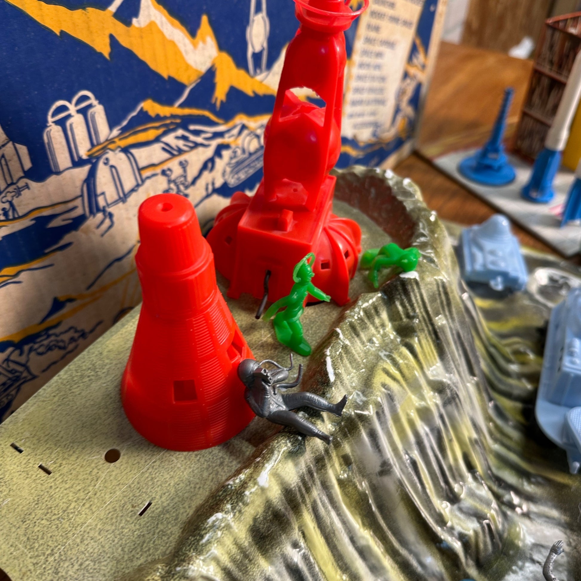 RARE 1960s Marx Moon Base Playset w/ Original Box Sci-Fi Space Toy