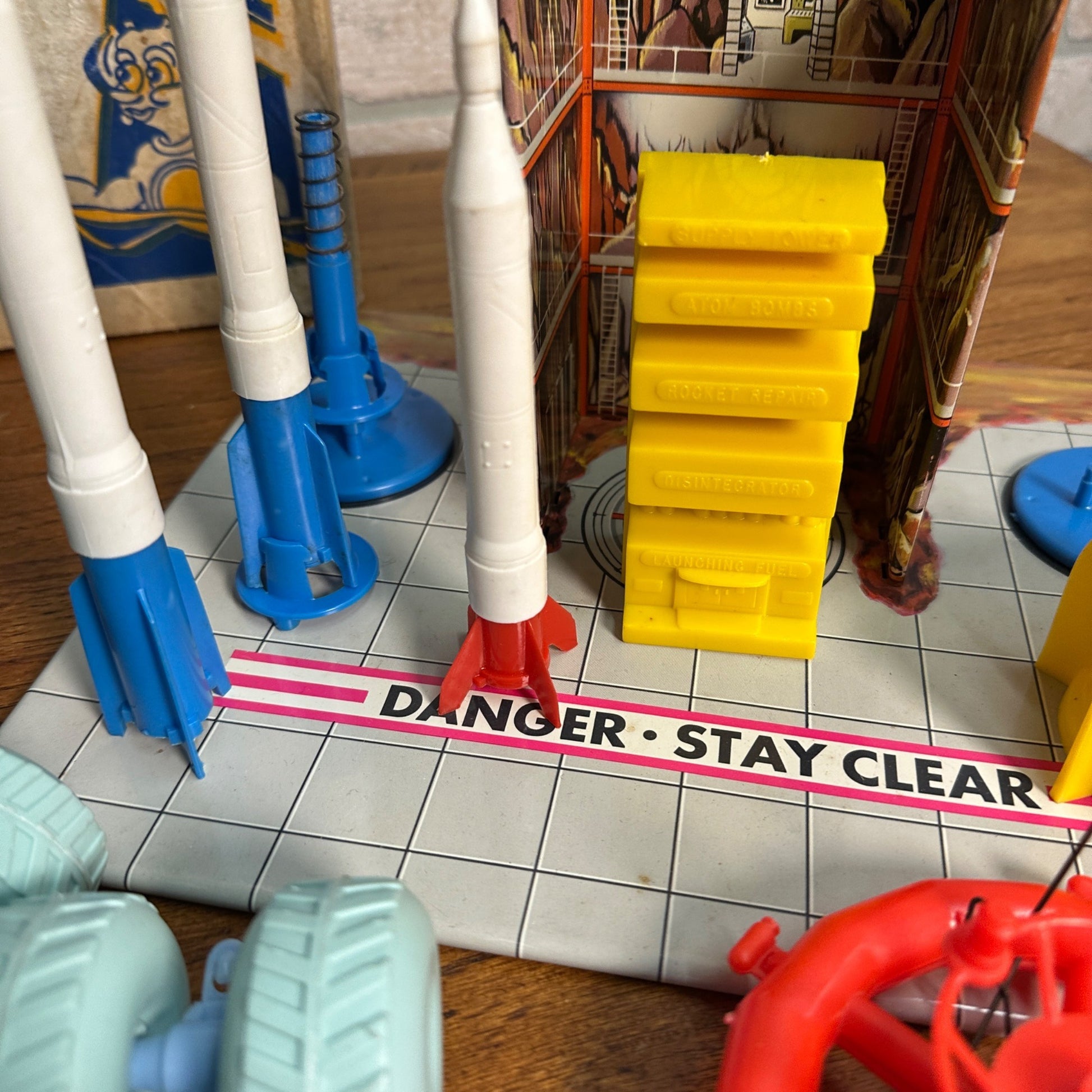 RARE 1960s Marx Moon Base Playset w/ Original Box Sci-Fi Space Toy