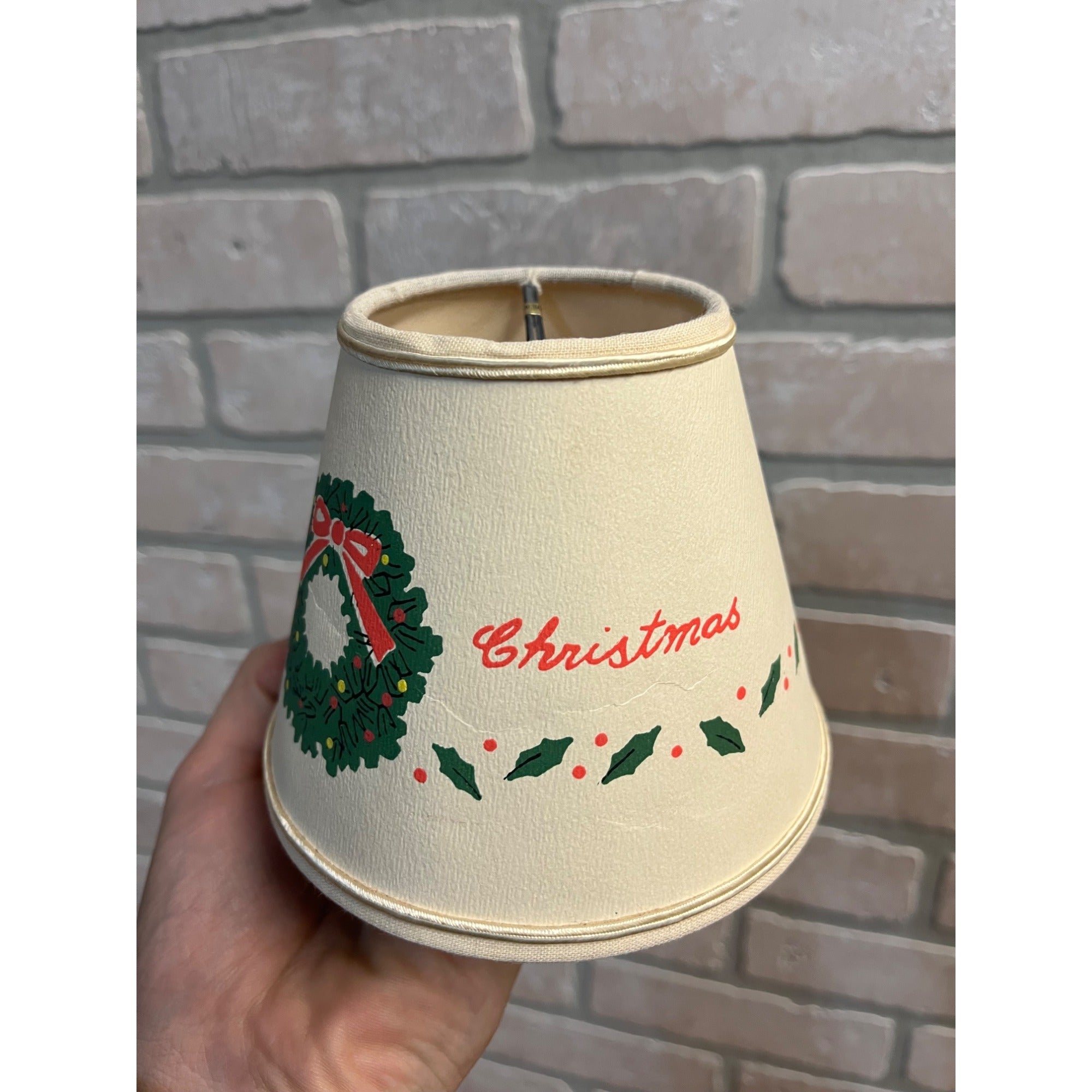 Vintage 1985 Pat Wade Clip On Mini Chandelier Lamp Shade Merry Christmas Tree 4”