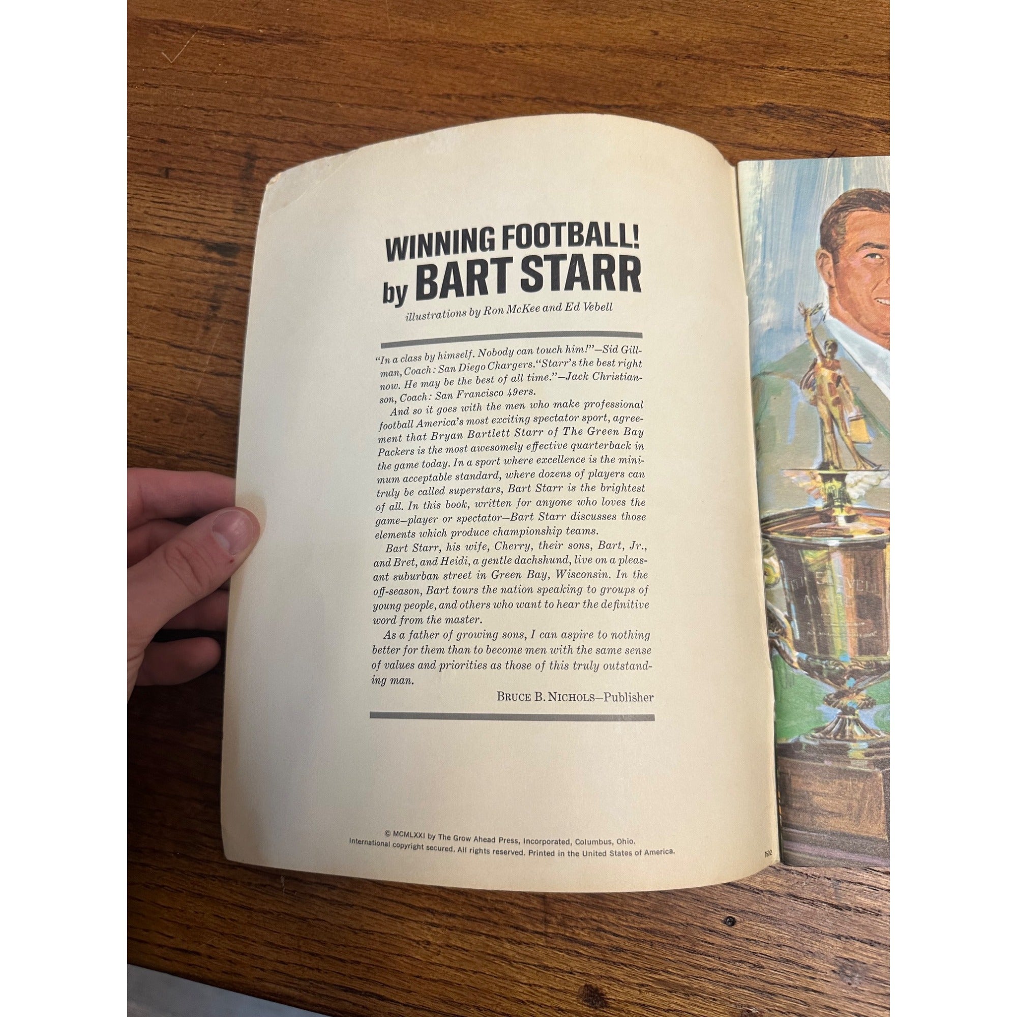 VINTAGE 1971 Bart Starr Winning Football How To Book, Green Bay Packers