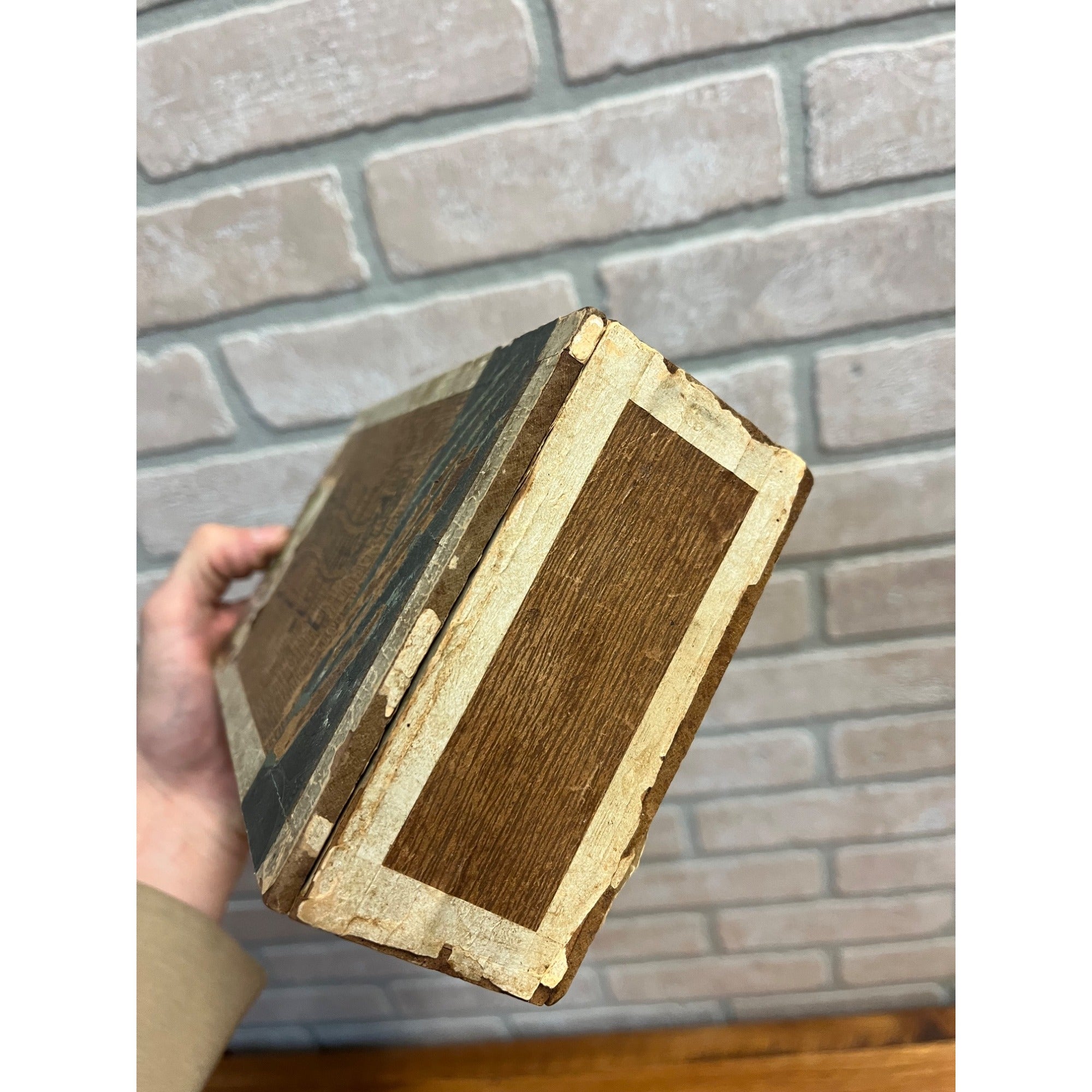 Vintage Blue Stocking Cigar Wooden Box Advertising Pennsylvania Store Display