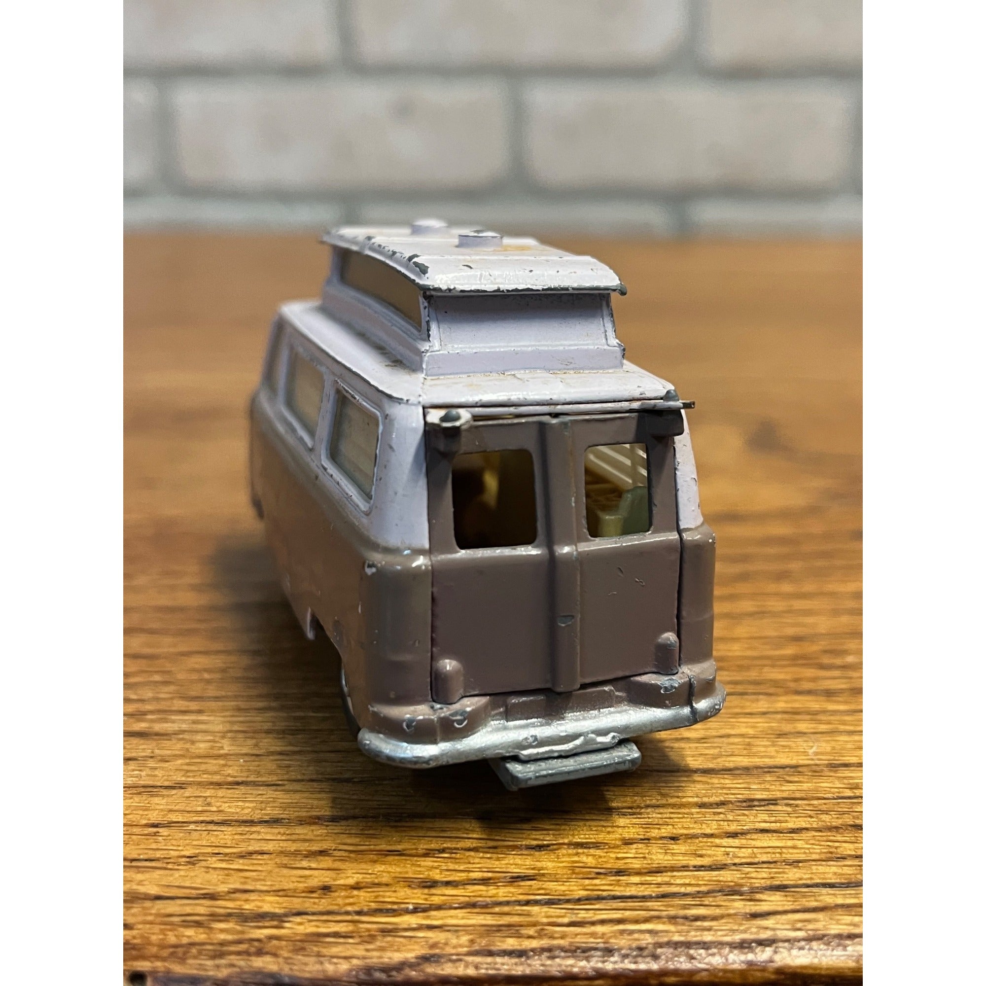 Corgi Toys Ford Thames Airborne Caravan Model 420 Vintage Diecast Made In Britain