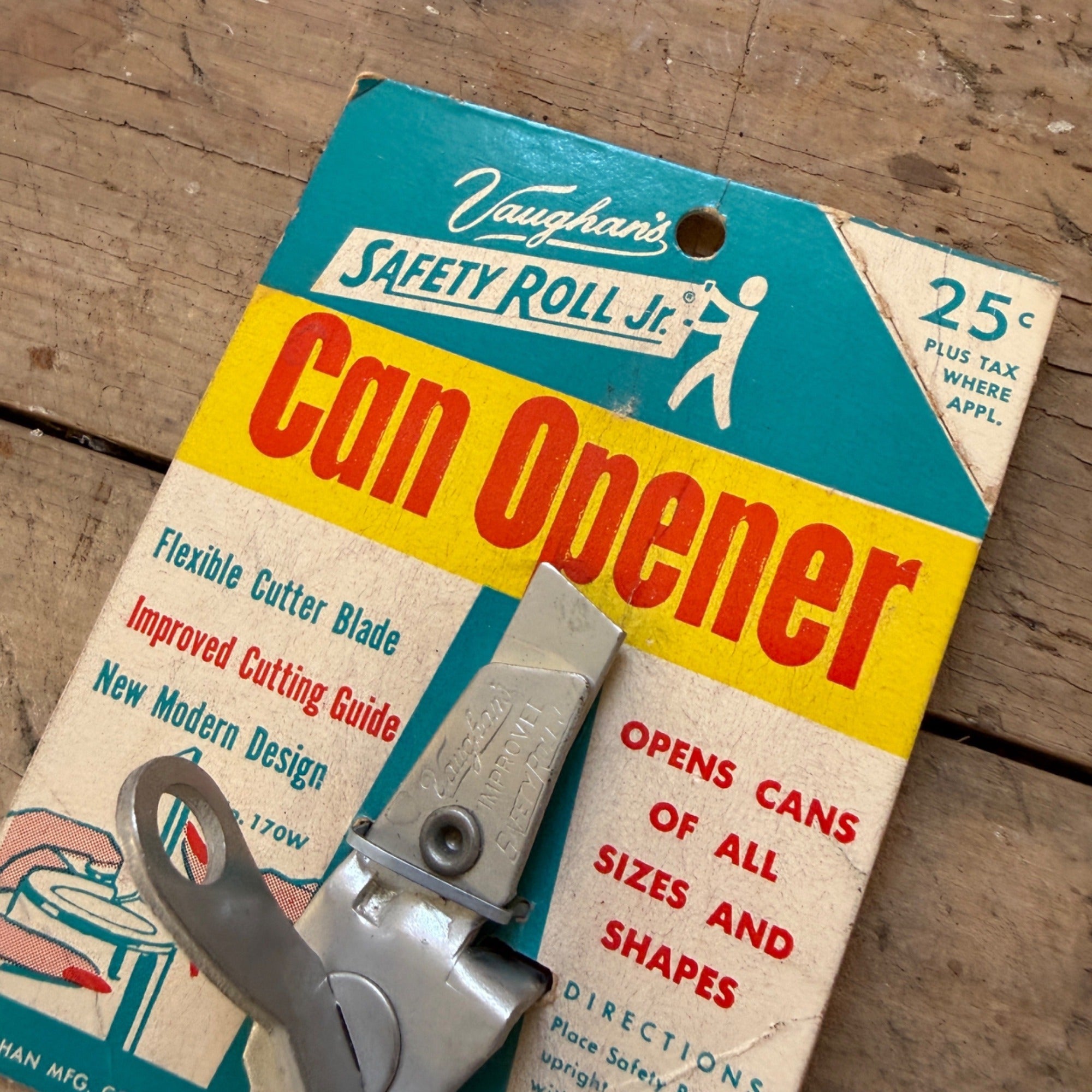 Vintage NOS Vaughan Safety Roll Jr Can Opener on Store Display Card Chicago USA