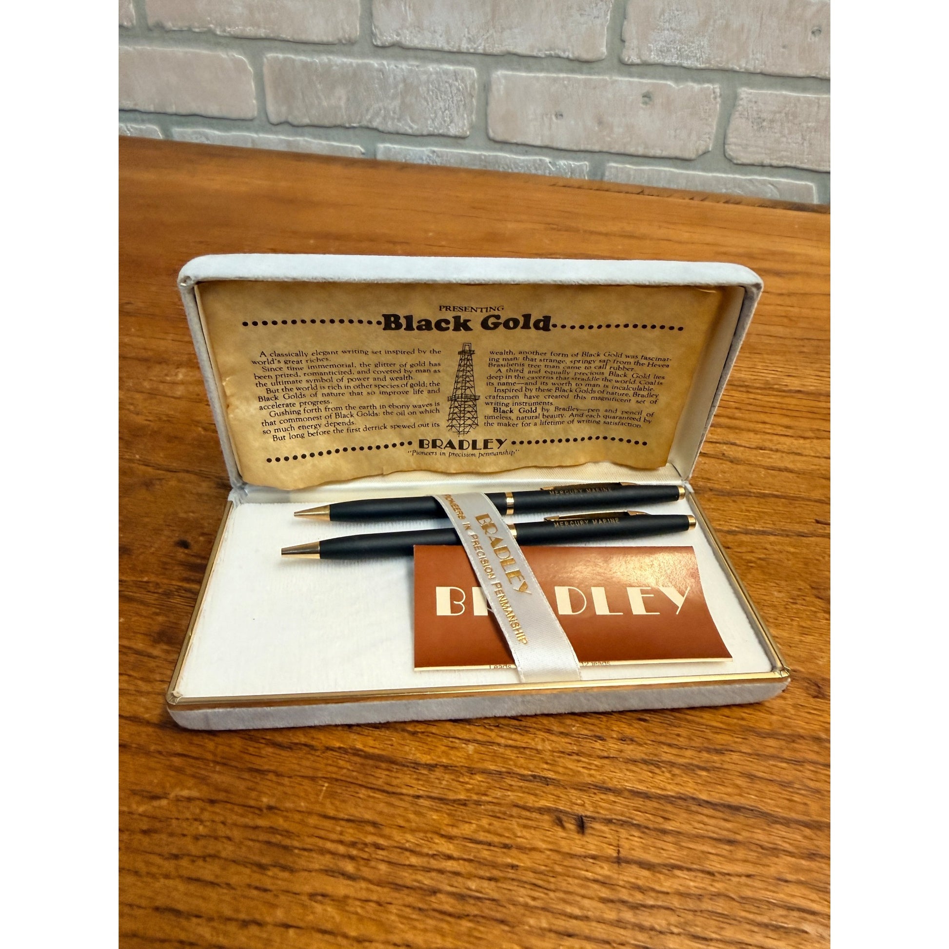 Vintage Mercury Marine Outboards Pen & Pencil Set --Bradley Black Gold - w/ Box