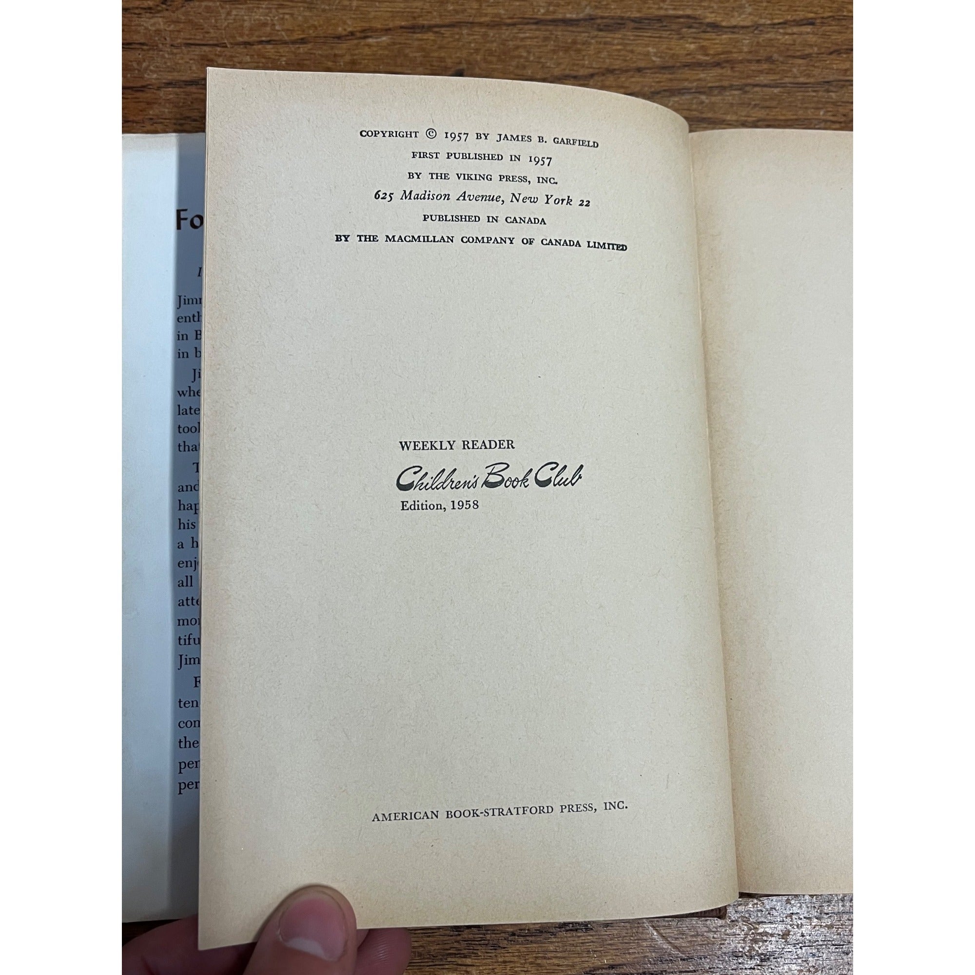 1958 FOLLOW MY LEADER by James B Garfield Weekly Reader Viking HB