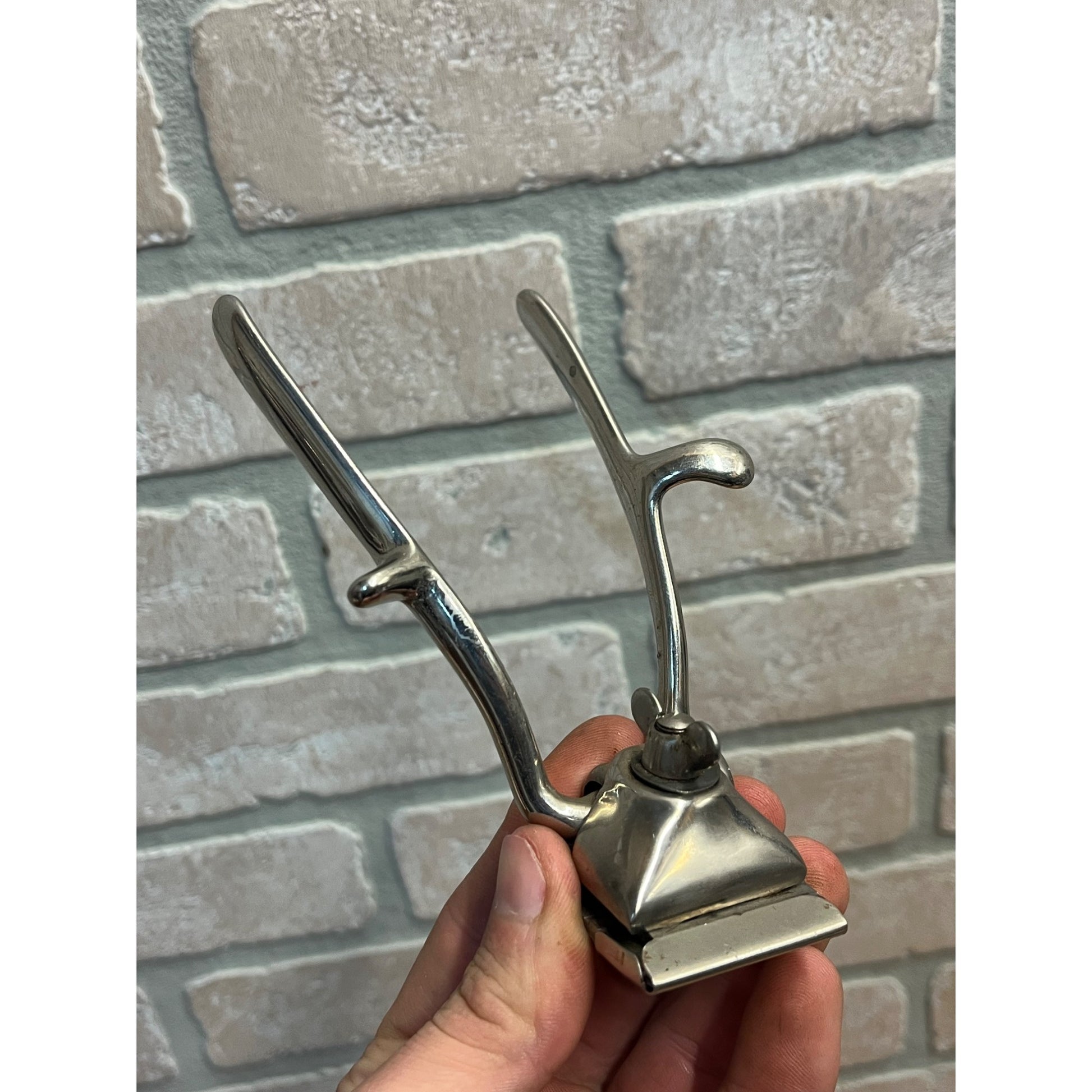 Vintage Hand Held Squeeze Metal Barber Clippers Trimmers Sta-Sharp - Works