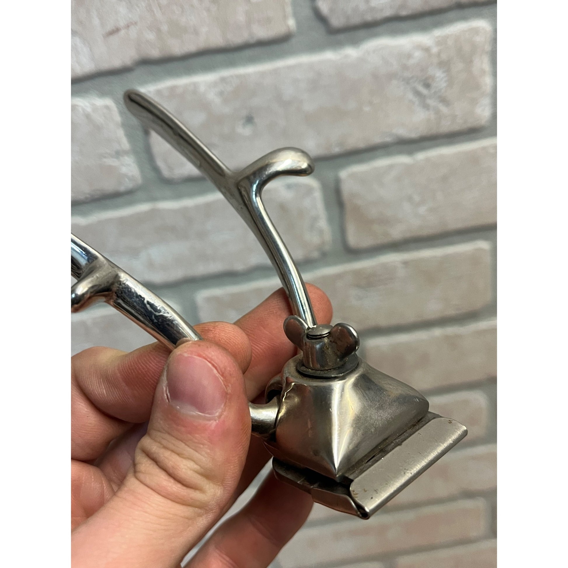 Vintage Hand Held Squeeze Metal Barber Clippers Trimmers Sta-Sharp - Works