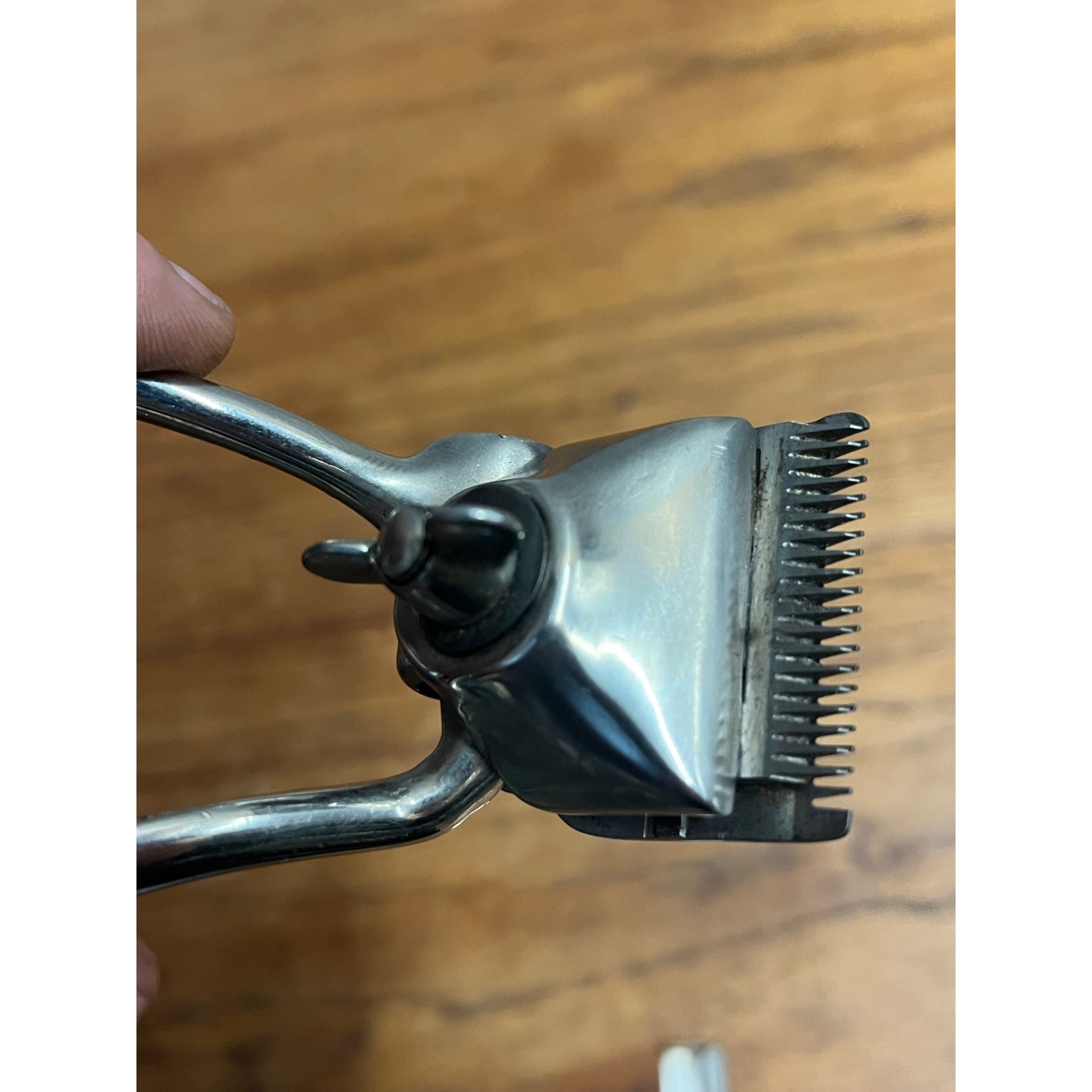 Vintage Hand Held Squeeze Metal Barber Clippers Trimmers Sta-Sharp - Works