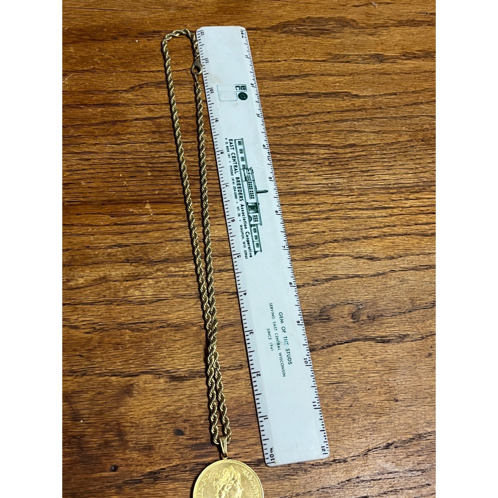 Vintage Great Britain Elizabeth And Phillip Wedding Crown Medallion Pendant 1972