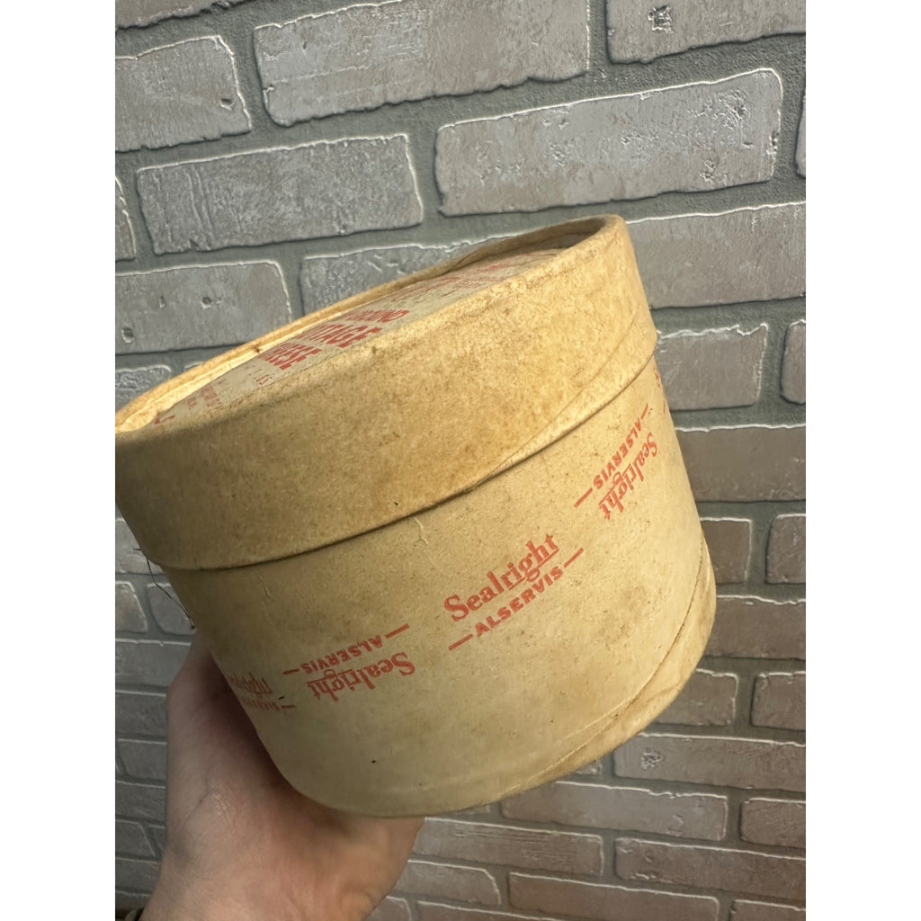 Vintage 1950s Golden Guernsey Dairy Cottage Cheese Cardboard Carton Milwaukee WI