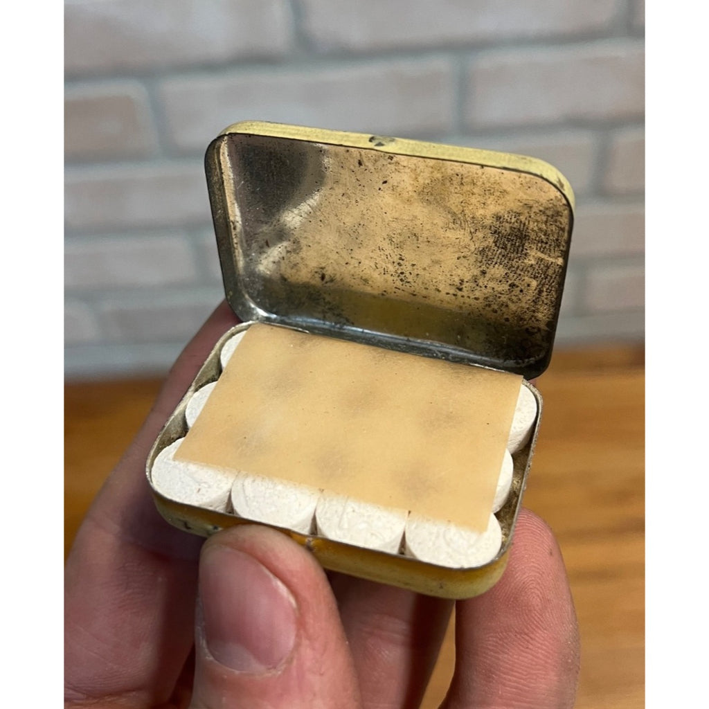 Vintage Libby's Painockers Advertising FULL Medicine Tin Milwaukee Wis