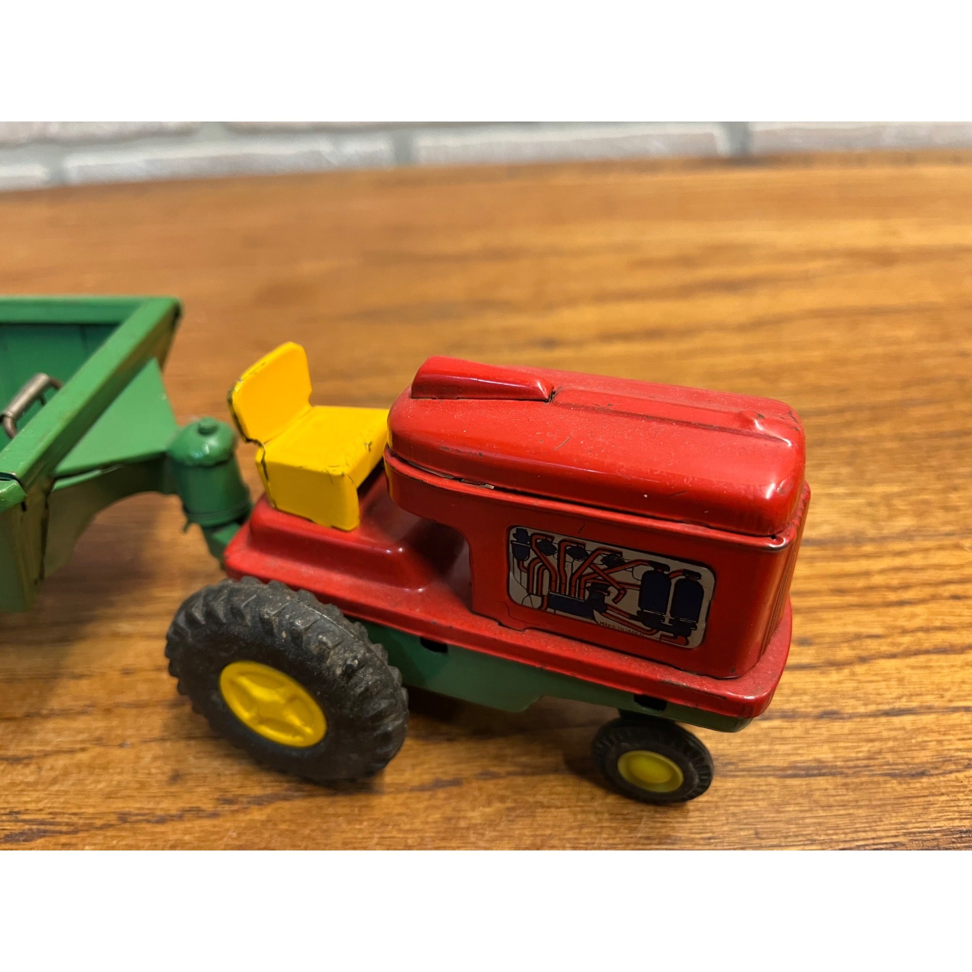 RARE Vintage Tin Litho Farm Tractor & Manure Spreader Friction Toy Japan