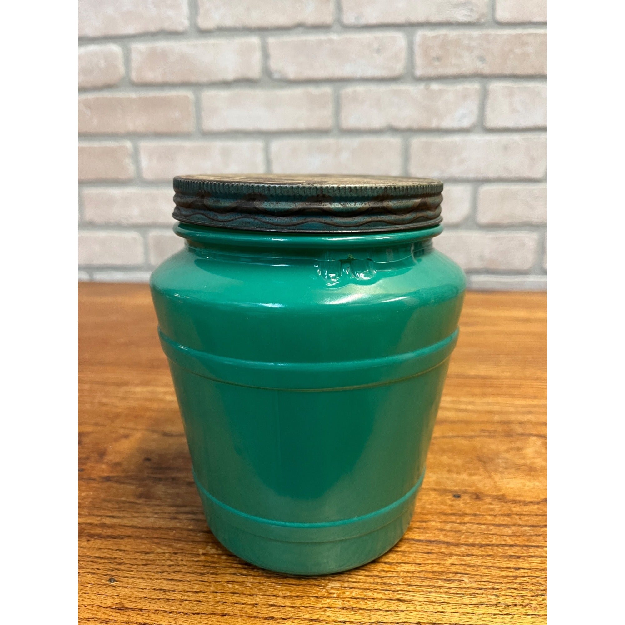 Vintage Kuehn Herring OK Milwaukee Wisconsin Advertising Green Glass Jar w/Lid