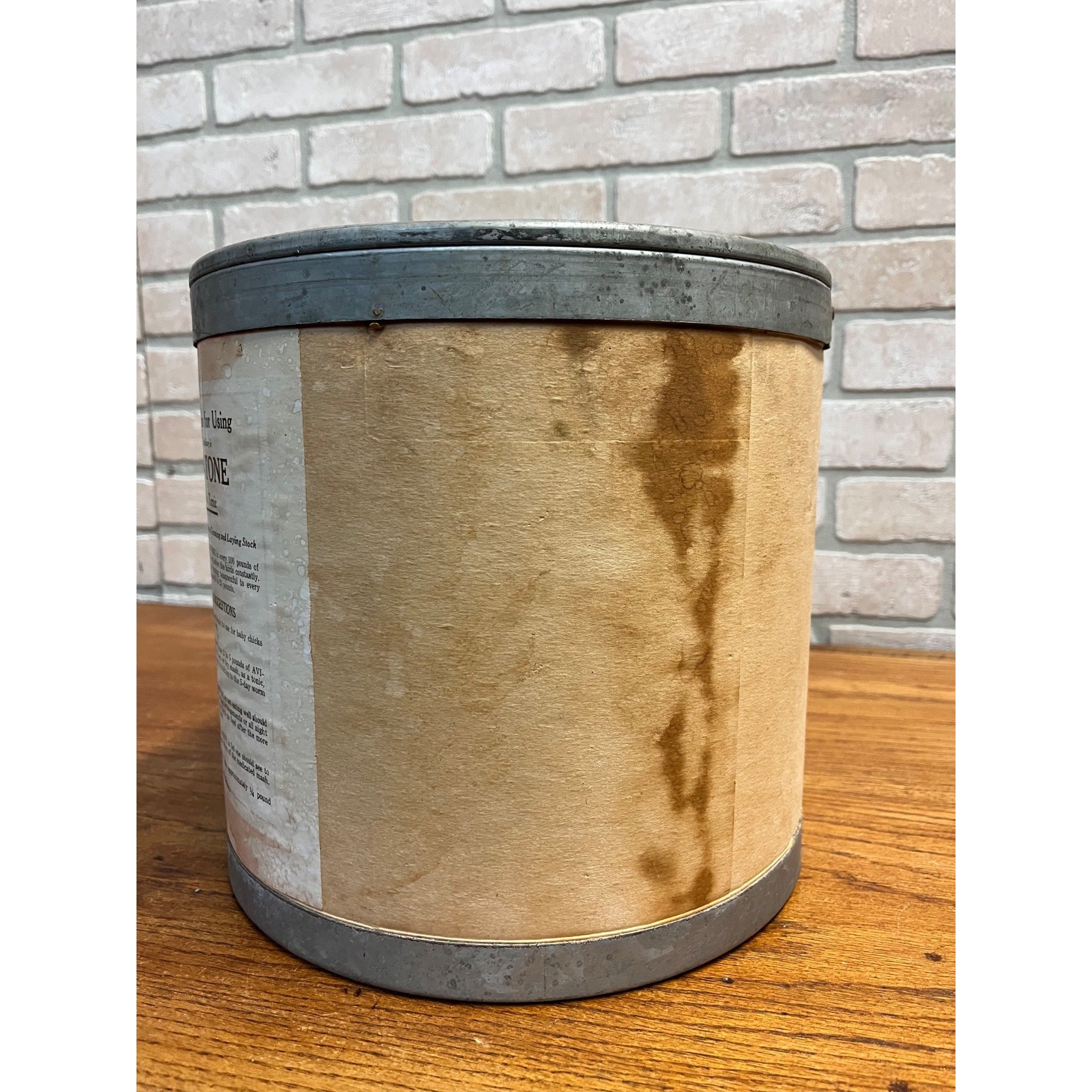 Vintage 1940s Dr. Salsbury's Avi-Tone Poultry Feed Treatment Advertising Can