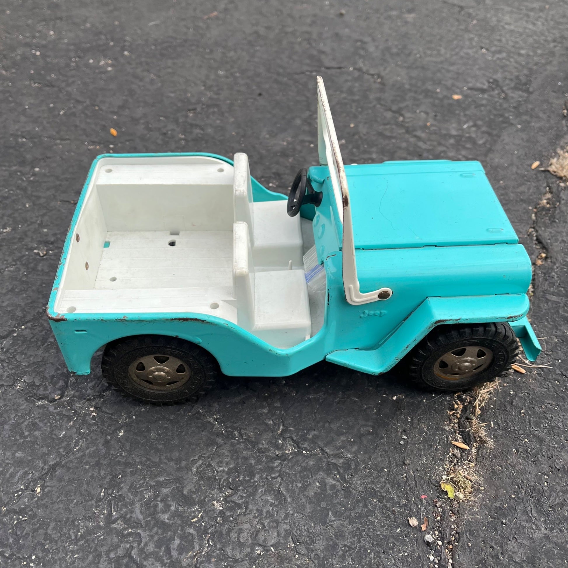Vintage Tonka Blue Willys Jeep Surry Pressed Steel Toy