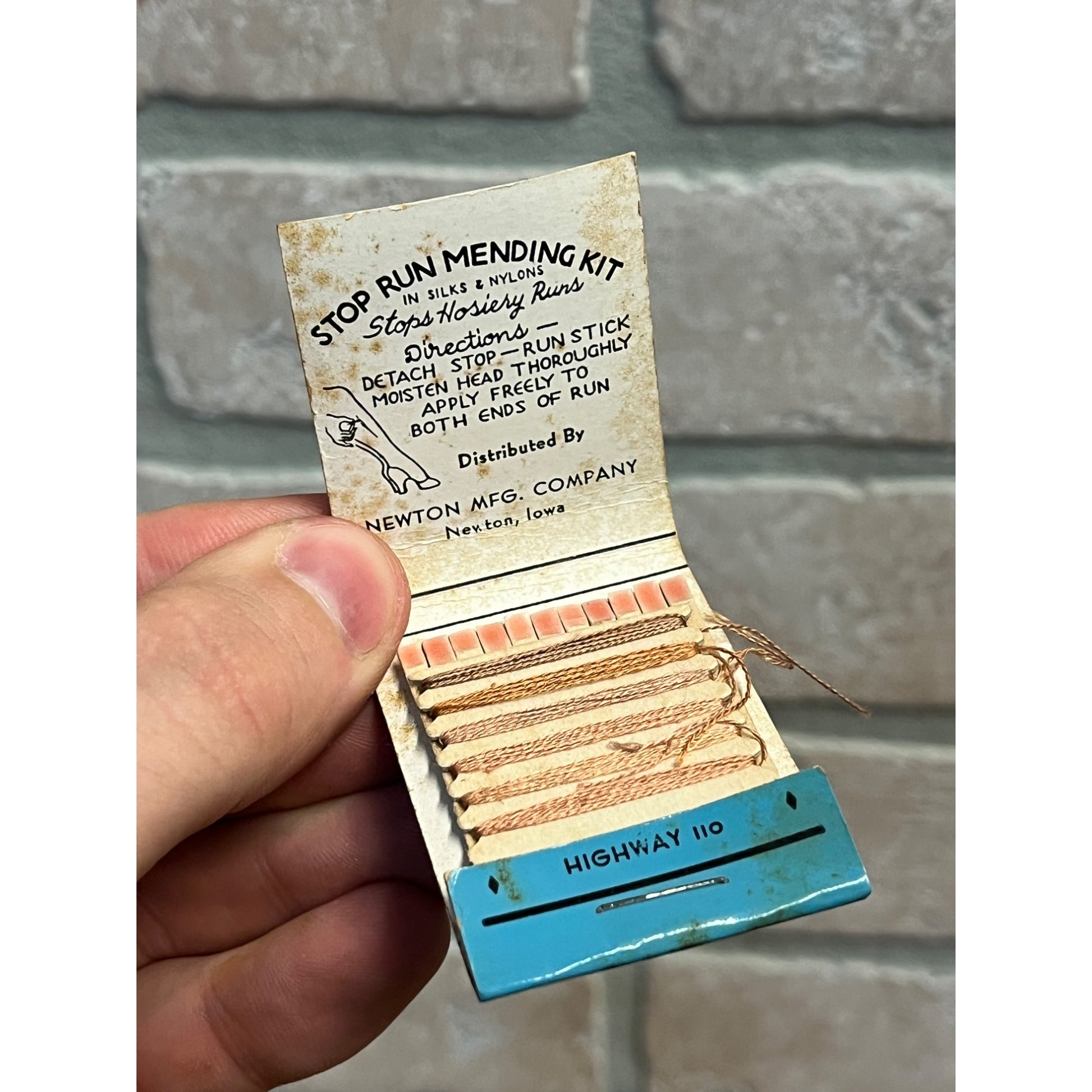 Vintage The Fountain Oshkosh Wisconsin Frankie Pen Hoisery Mending Kit