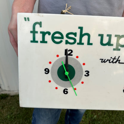 Vintage 7UP Seven-UP Soda Lighted Advertising Sign Clock Fresh Up Everbrite