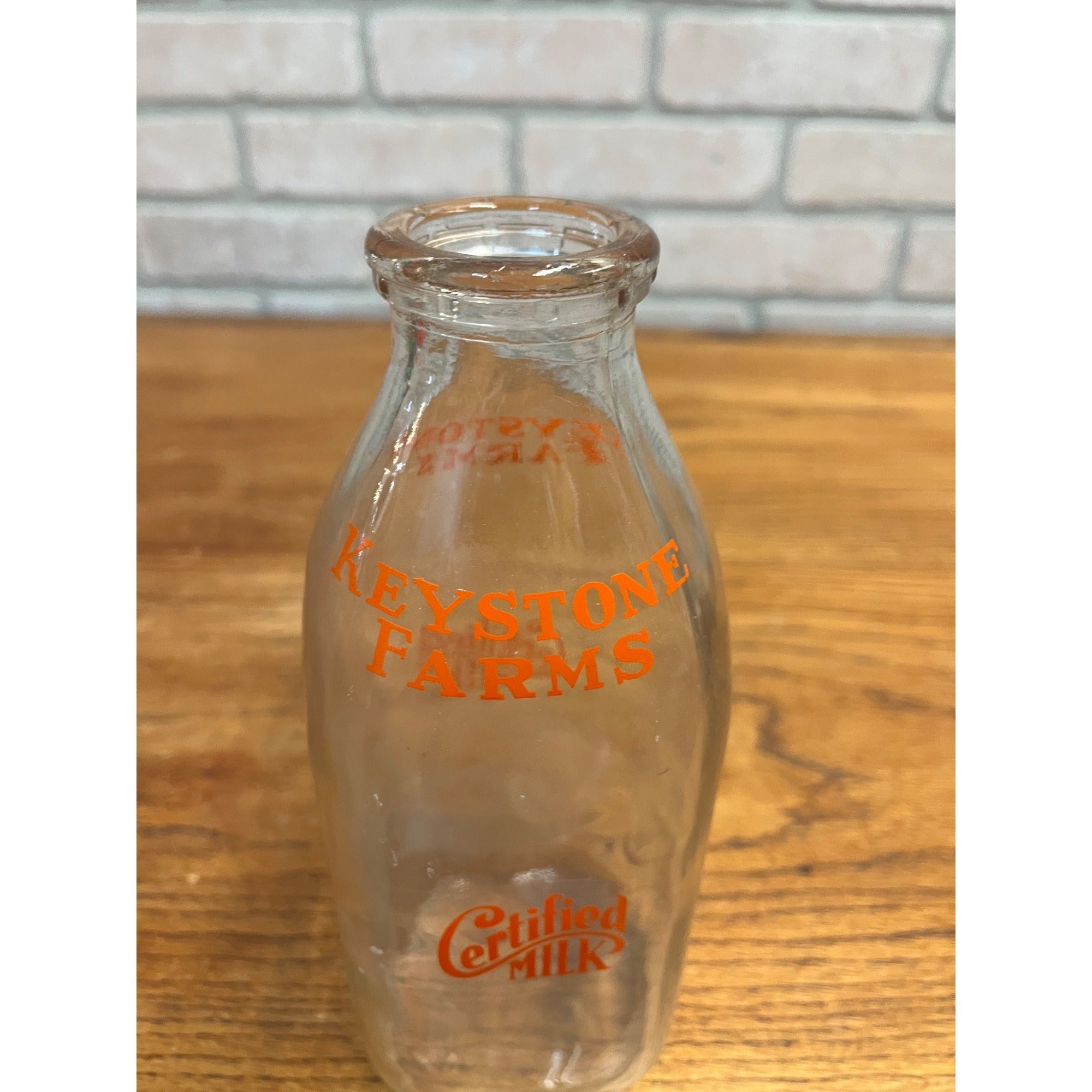 Vintage Keystone Farms Certified Milk ACL Quart Milk Bottle Waukesha WI