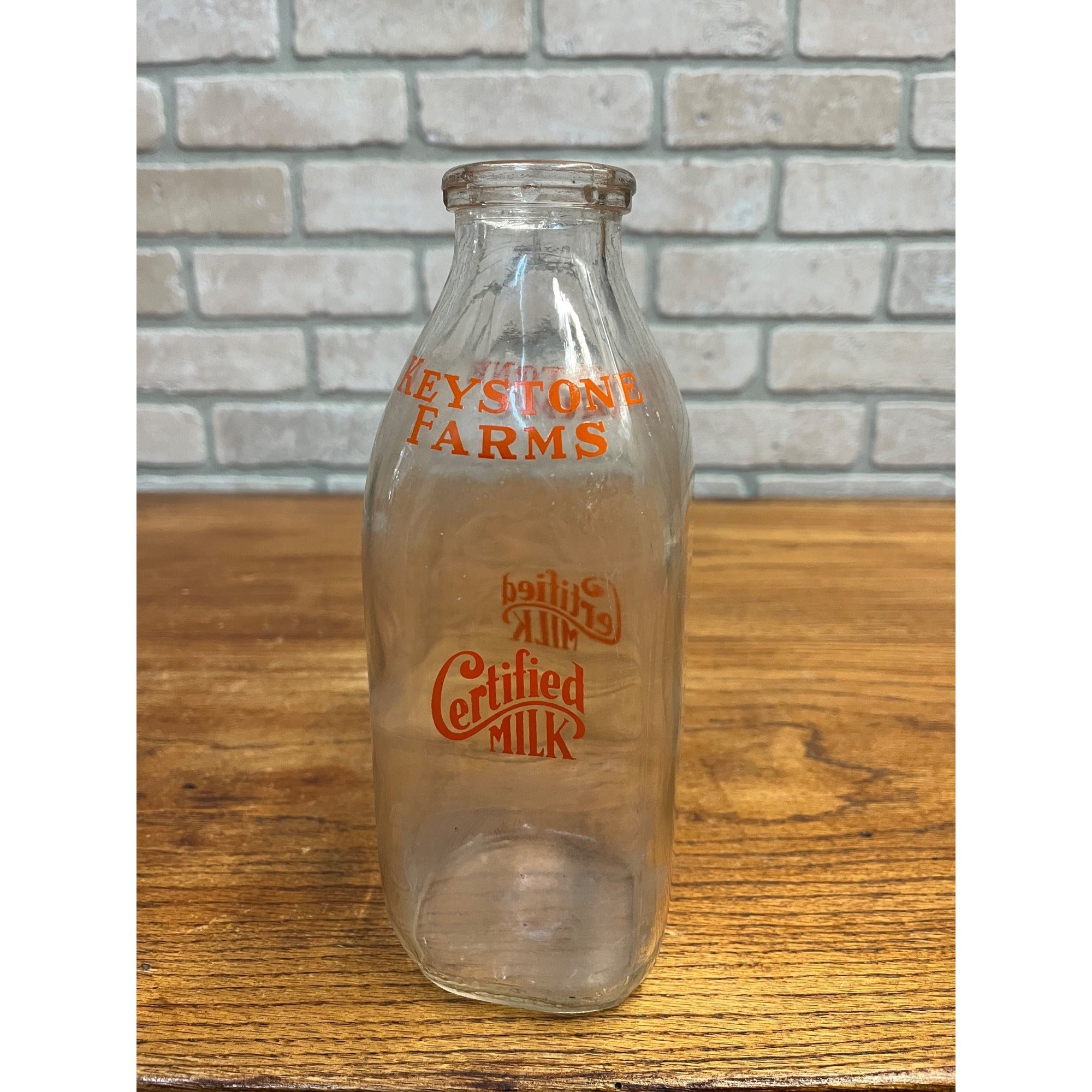 Vintage Keystone Farms Certified Milk ACL Quart Milk Bottle Waukesha WI