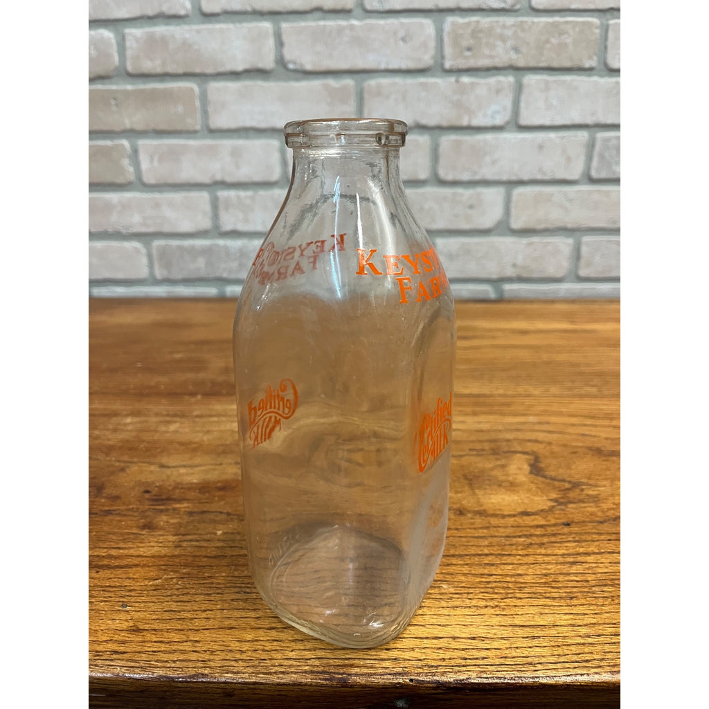 Vintage Keystone Farms Certified Milk ACL Quart Milk Bottle Waukesha WI