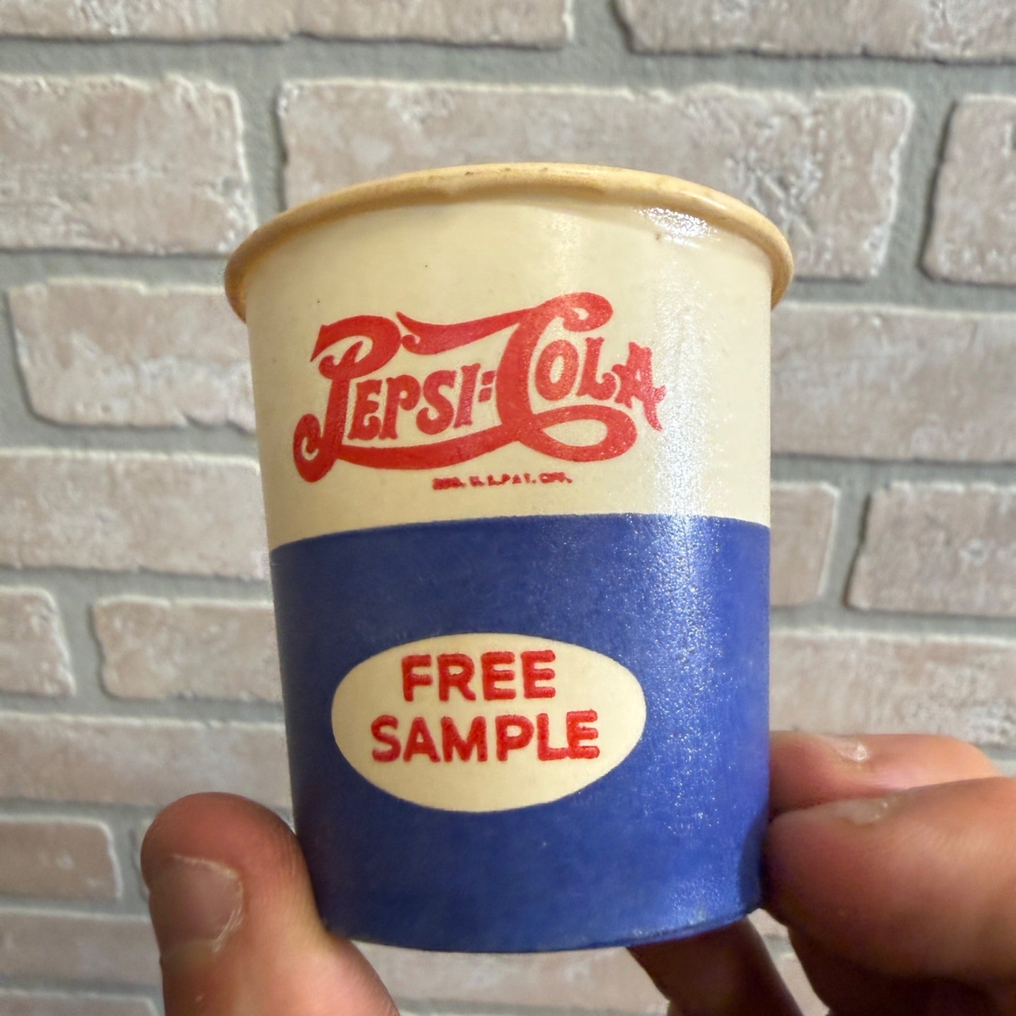 VINTAGE 1940S PEPSI COLA FREE SAMPLE WAX PAPER CUP