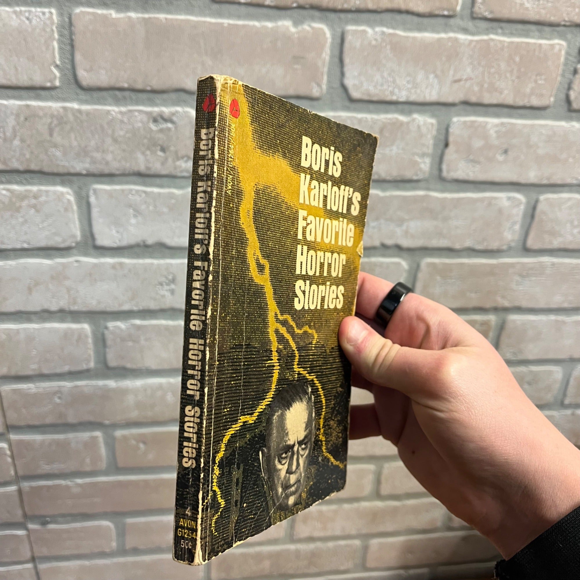 Vintage 1965 Boris Karloff's Favorite Horror Stories Paperback