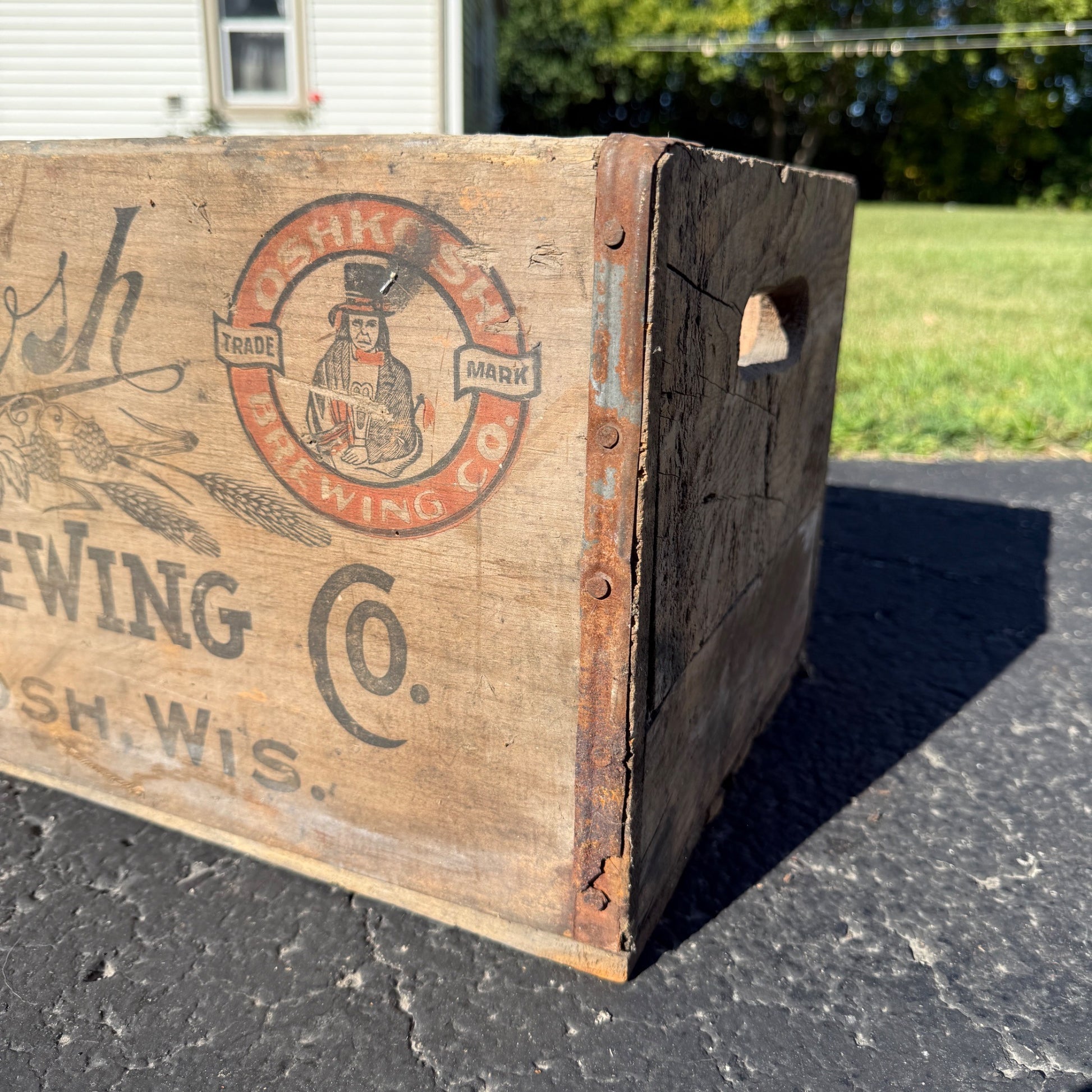 Wooden Beer Crate Oshkosh Brewing Co. Chief Wisconsin Wood Box