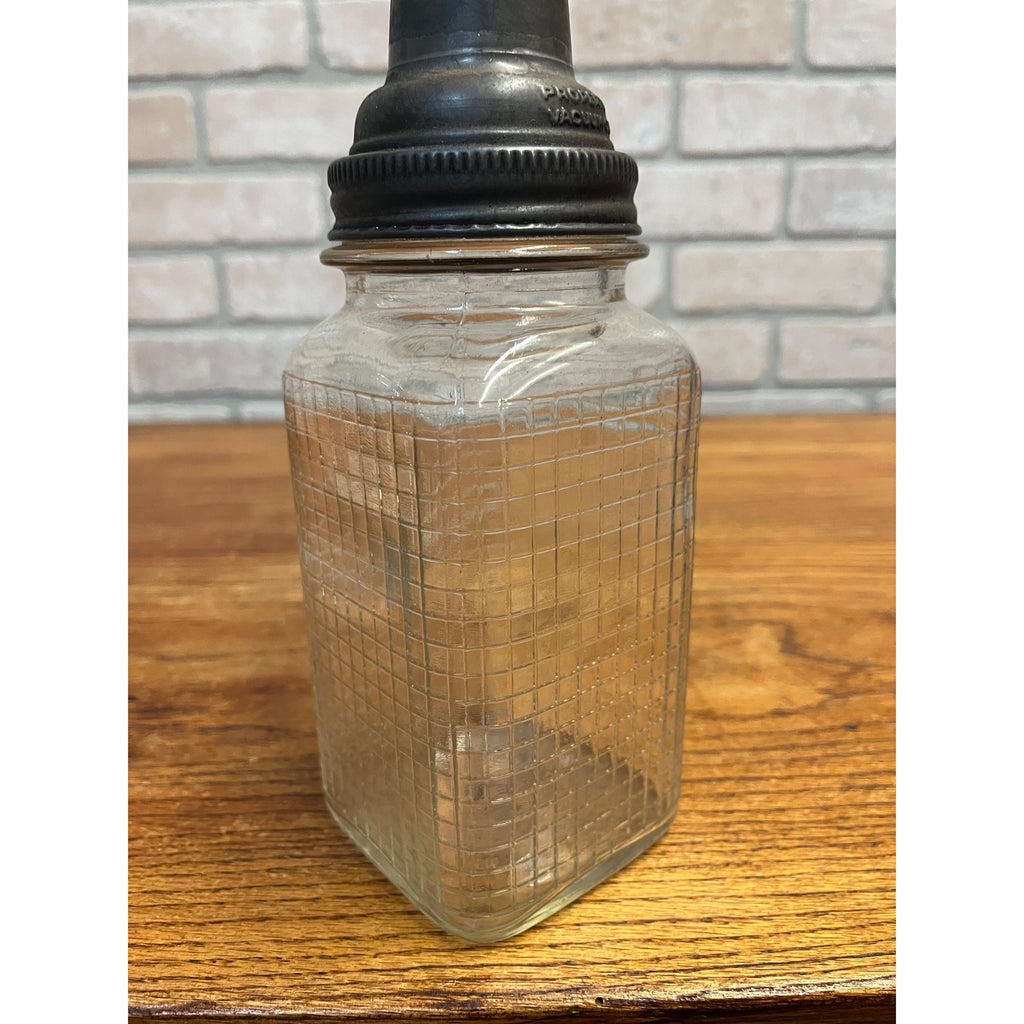 Early Rare Mobiloil Gargoyle "E" Motor Oil Bottle Spout Vacuum Oil with Bottle