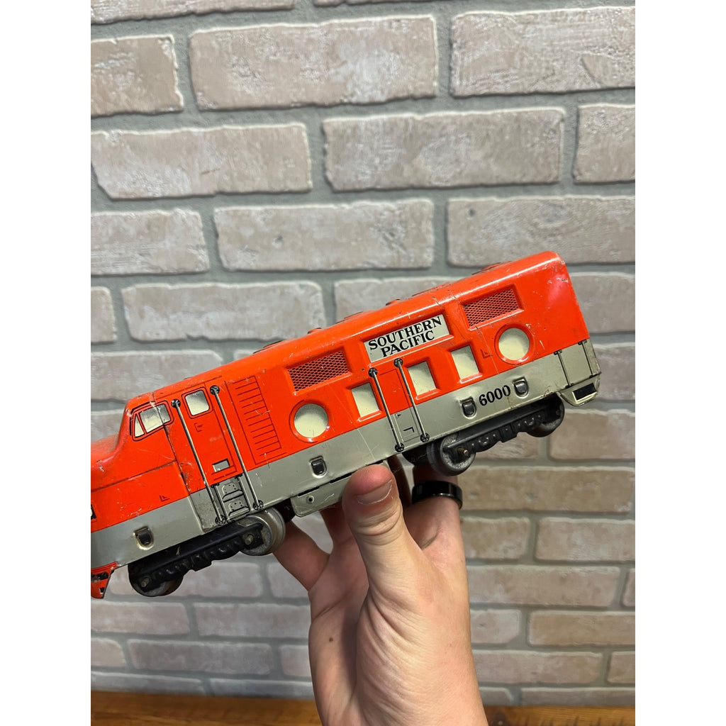 Vintage Louis Marx No. 6000 Southern Pacific Diesel Train Tin Locomotive - Untested