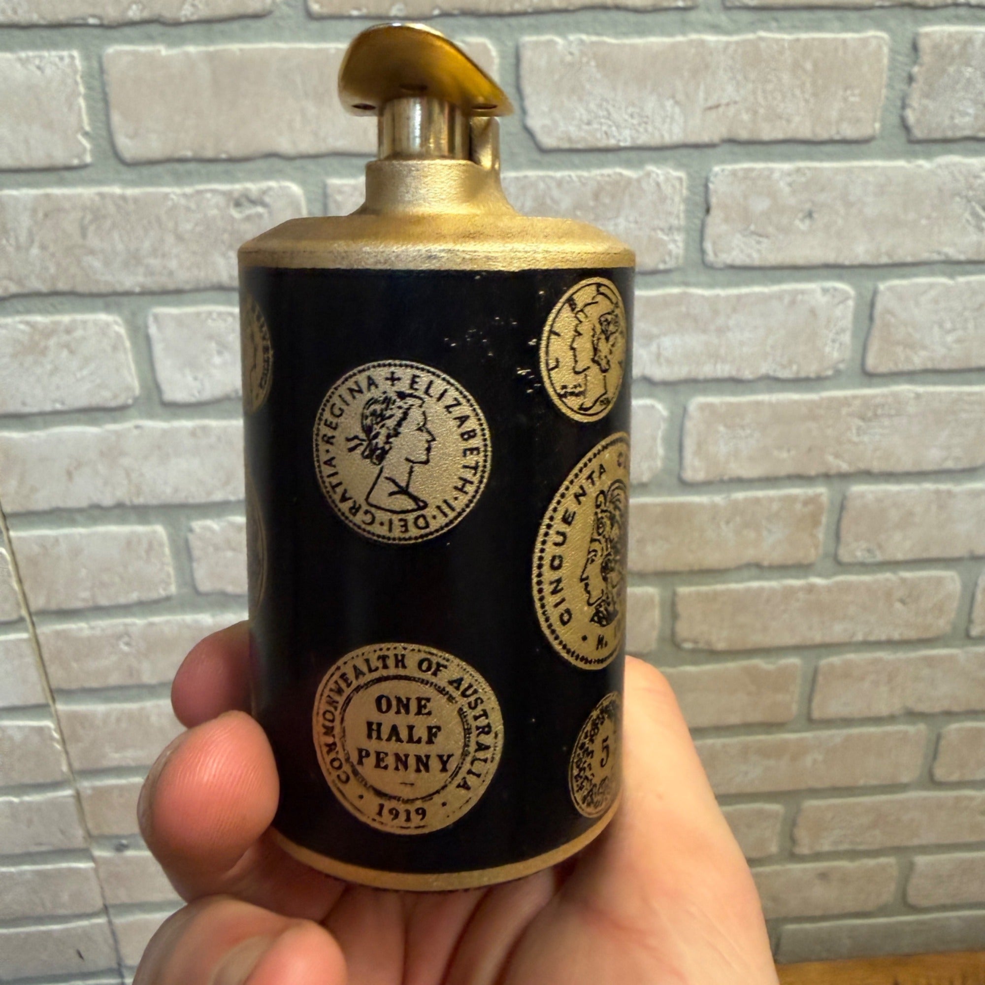 Ronson Desktop Lighter Varaflame Saturn Untested As-is Coin Motif Pattern