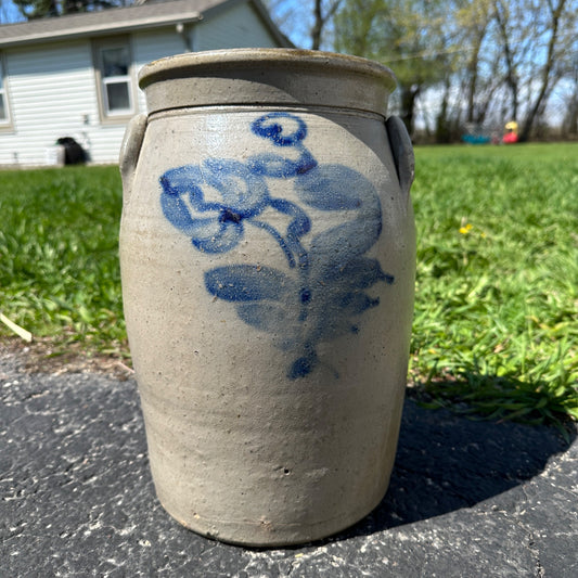 3 Gall Milwaukee Stoneware Co Wisconsin Ornately Decorated Cobalt Crock Churn